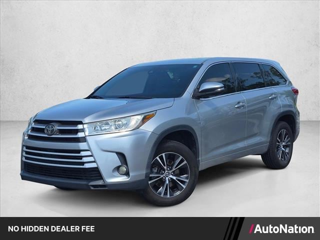 Photo of 2018 Toyota Highlander 