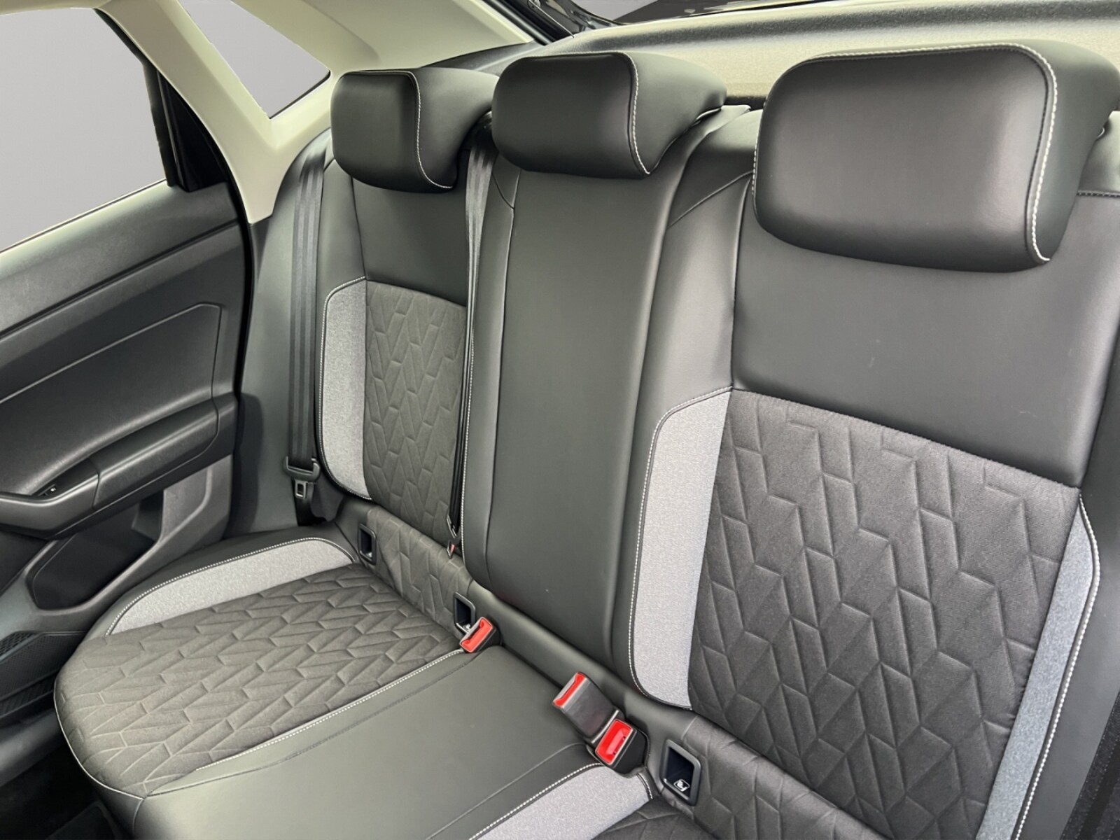 Volkswagen Polo – Bild 12