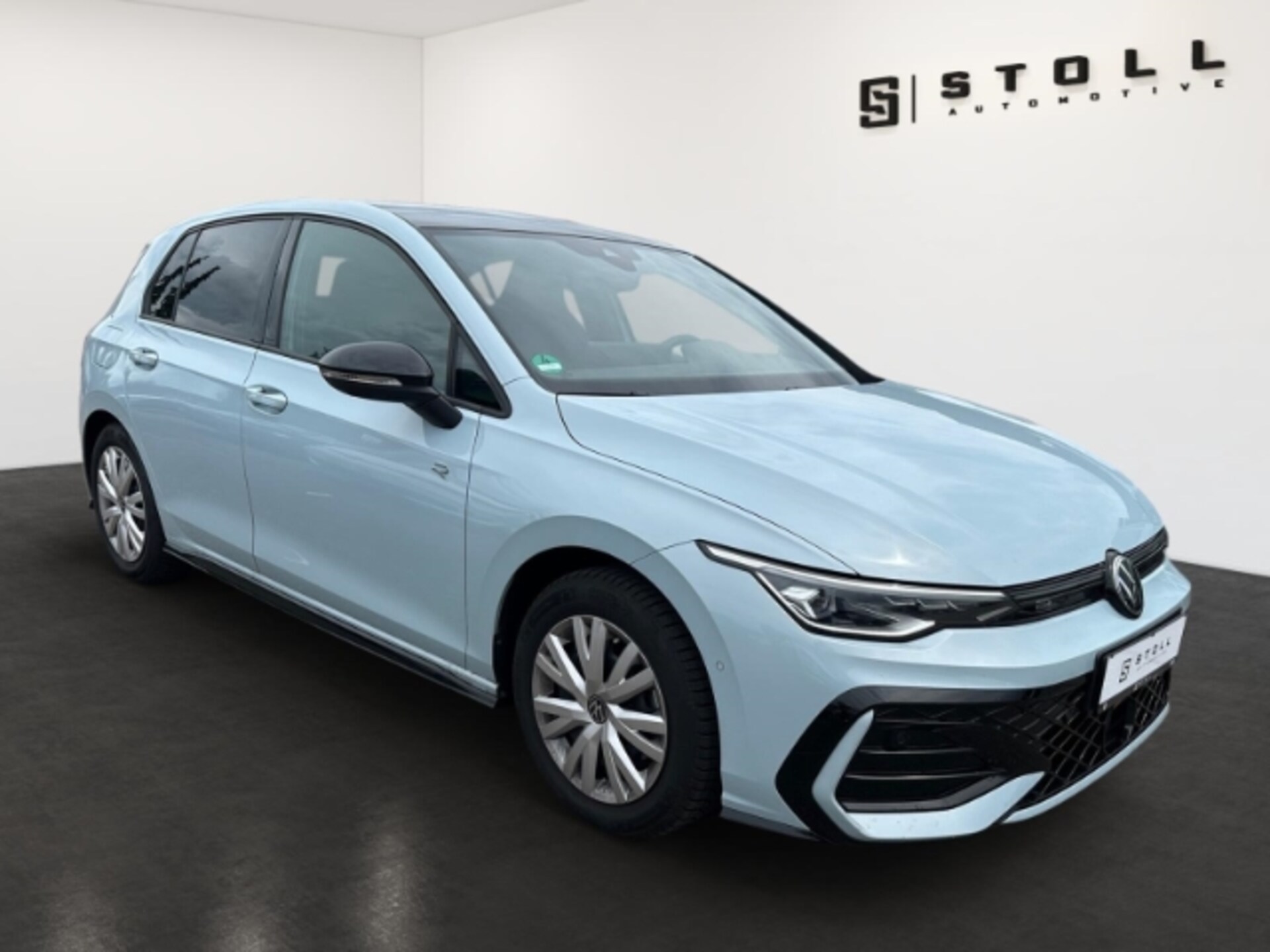 Volkswagen Golf R-Line
