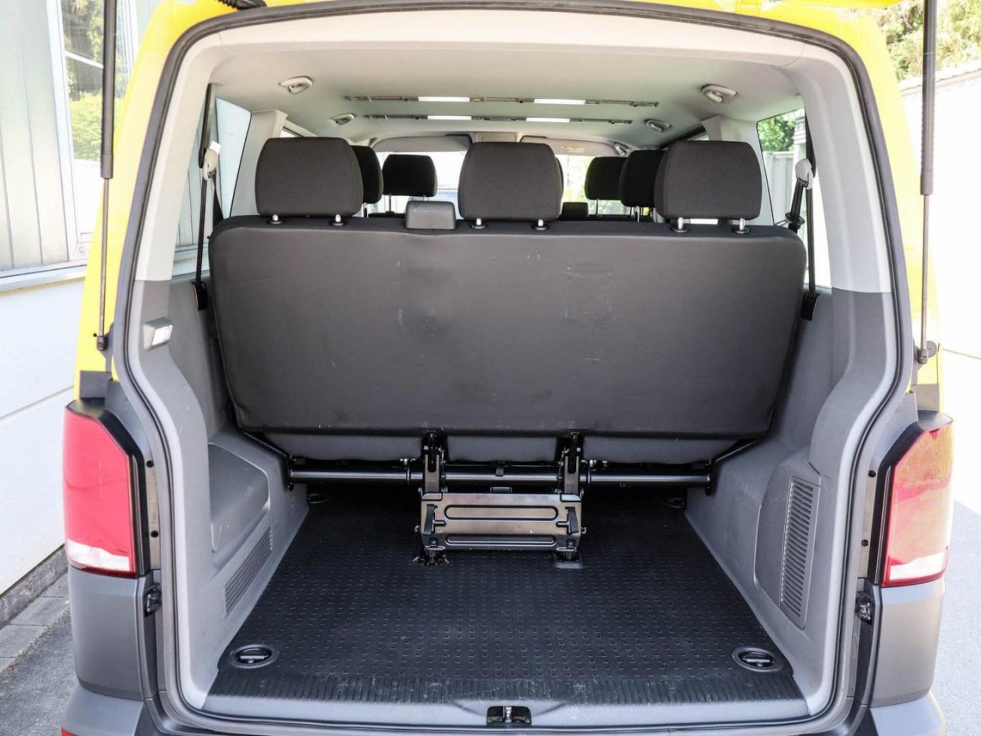 Volkswagen T6.1 Caravelle kurzer Radstand Trendline