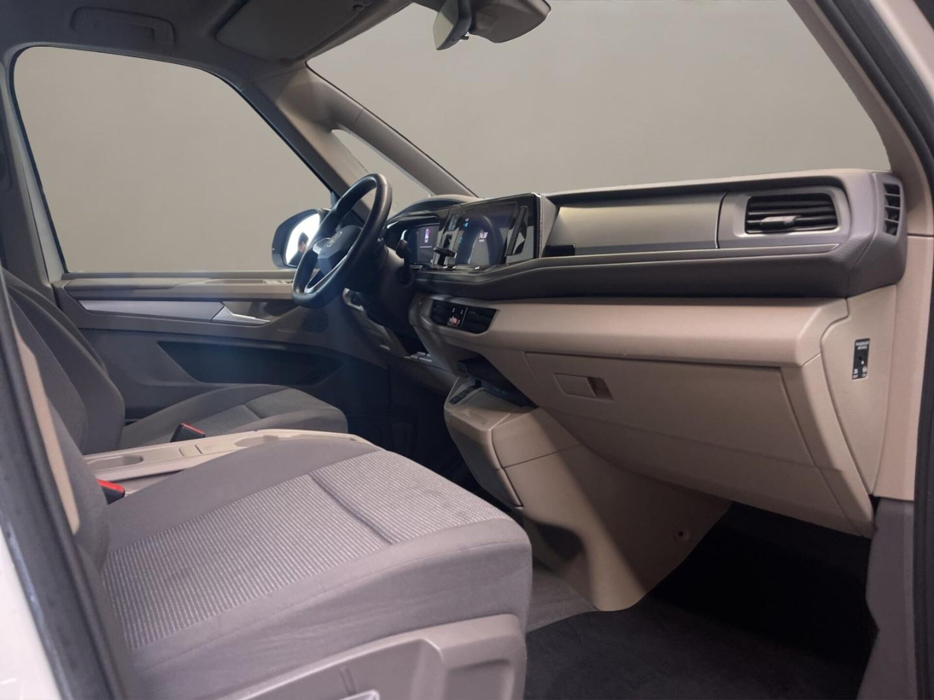 Volkswagen Multivan Basis-Modell