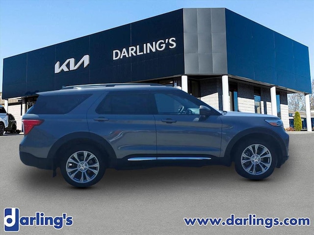 2022 Ford Explorer