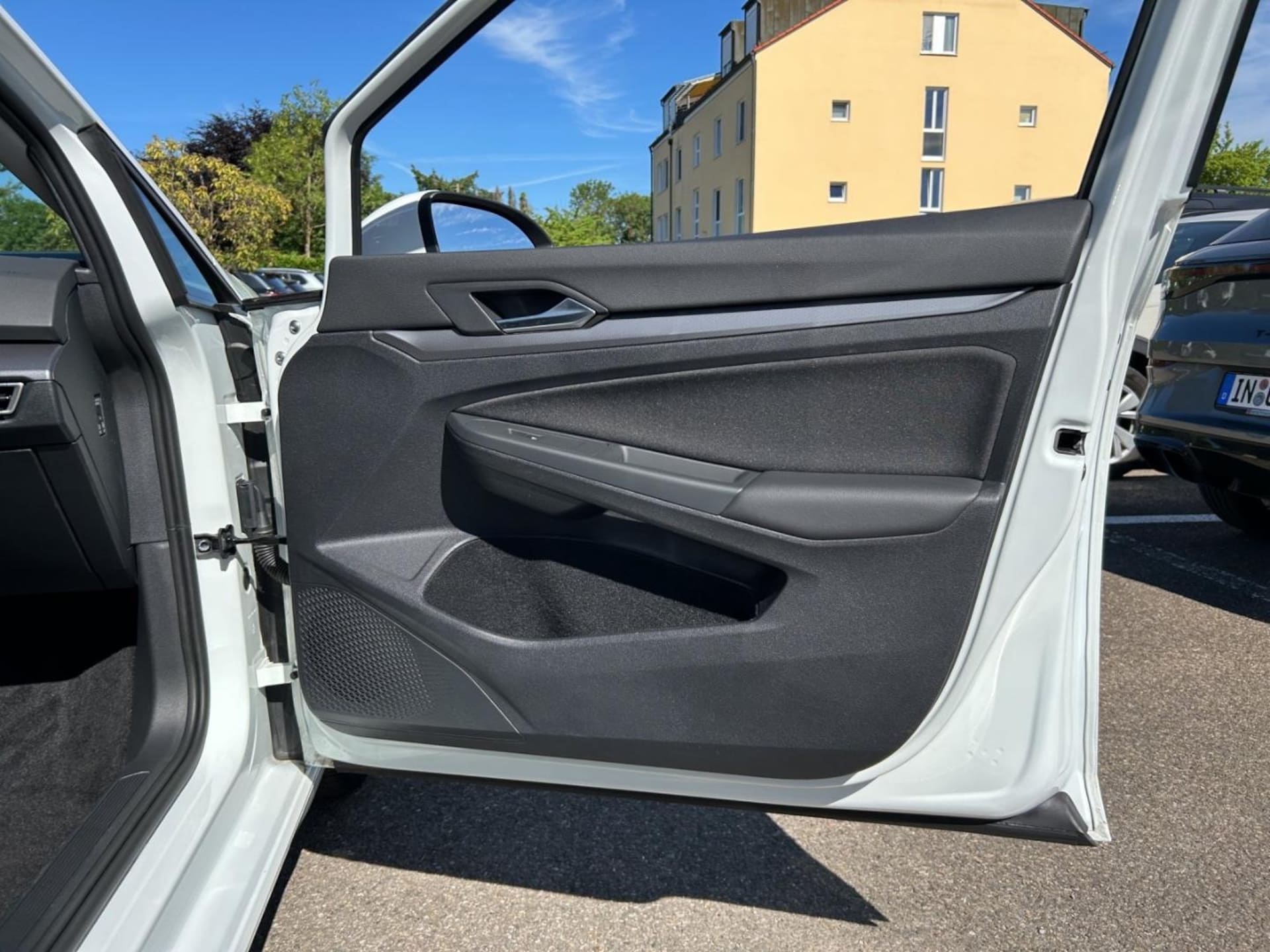 Volkswagen Golf Active