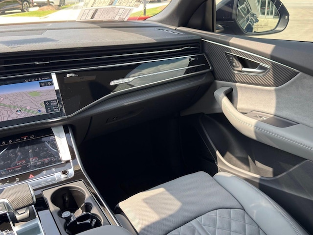 2026 Audi SQ8 Premium Plus - Photo 33
