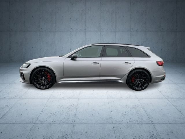 Image about Audi RS 4 Avant TFSI quattro tiptronic