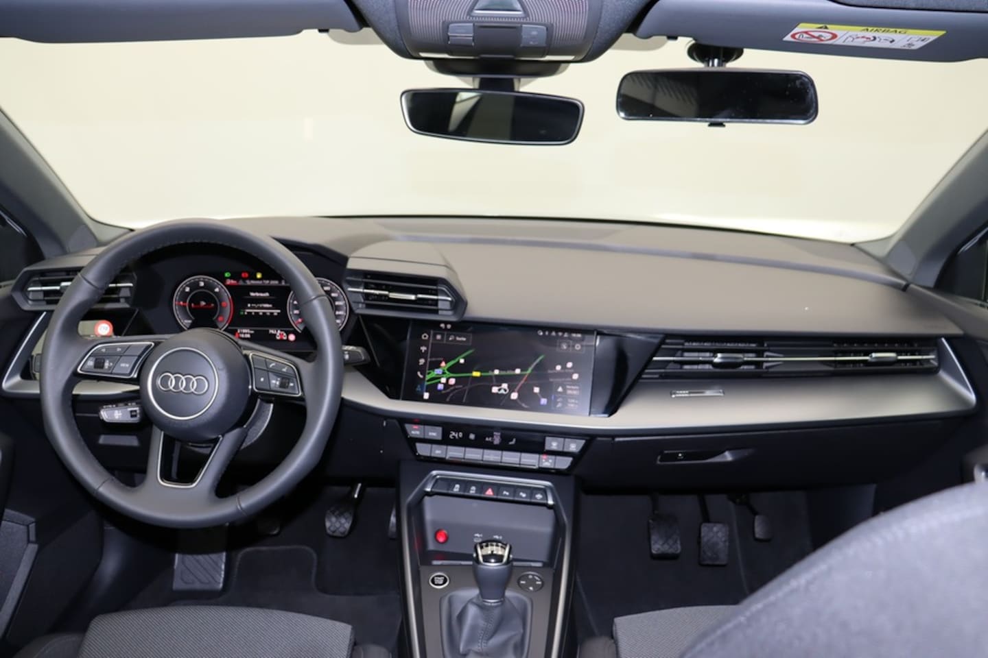 Bild über Audi A3 Sportback advanced 30 TDI Schaltgetriebe - für weitere Informationen kontaktieren Sie den Audi Partner