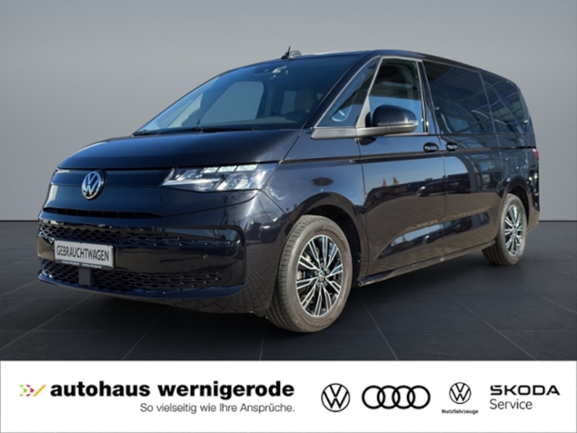 Volkswagen Multivan Langversion Basis-Modell