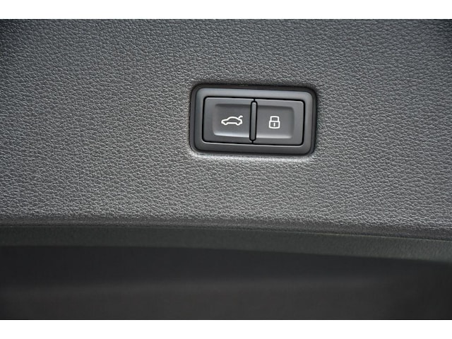 2026 Audi Q8 Premium Plus - Photo 23
