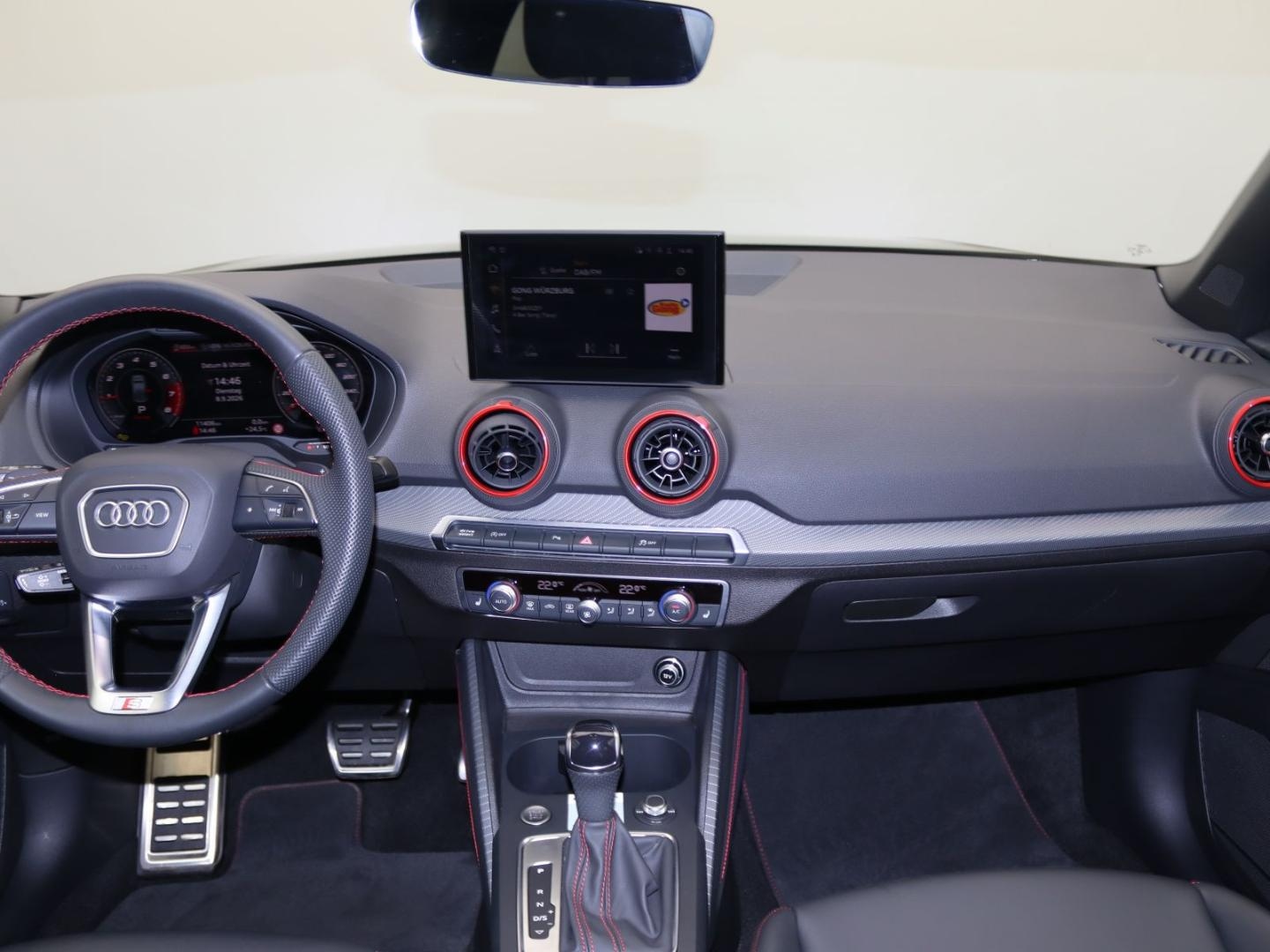 Bild über Audi Q2 S line 35 TFSI S tronic - für weitere Informationen kontaktieren Sie den Audi Partner