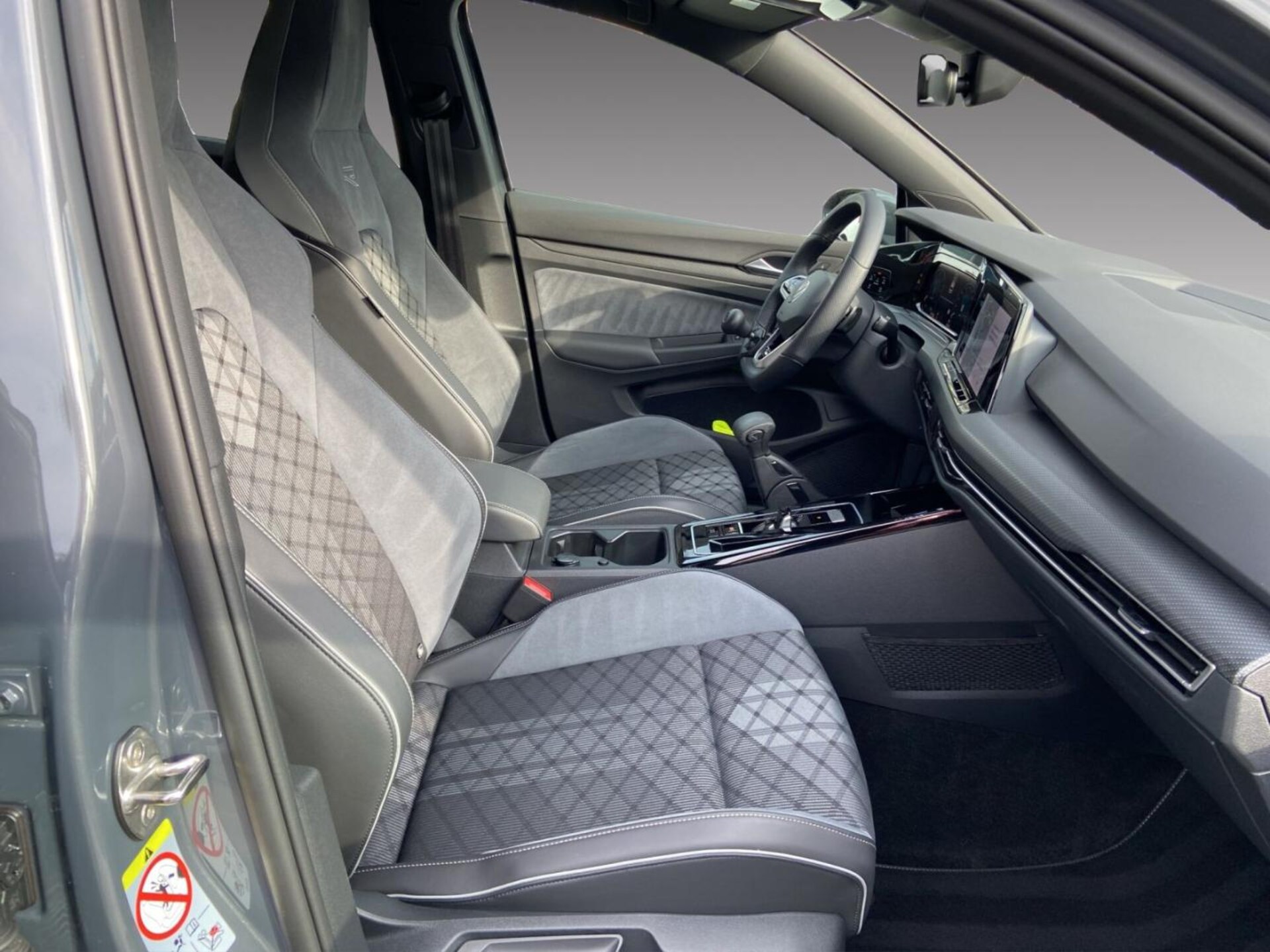 Volkswagen Golf Variant R-Line