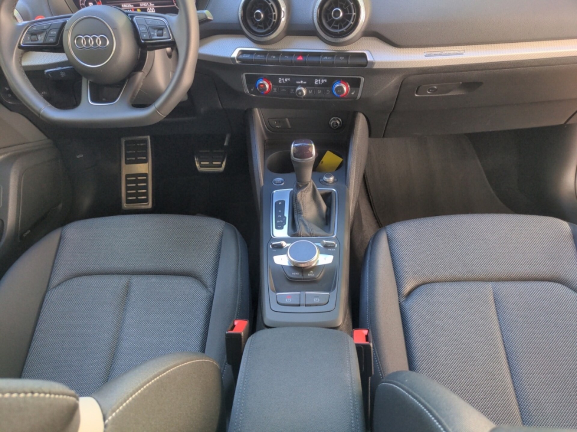 Audi Q2 S line