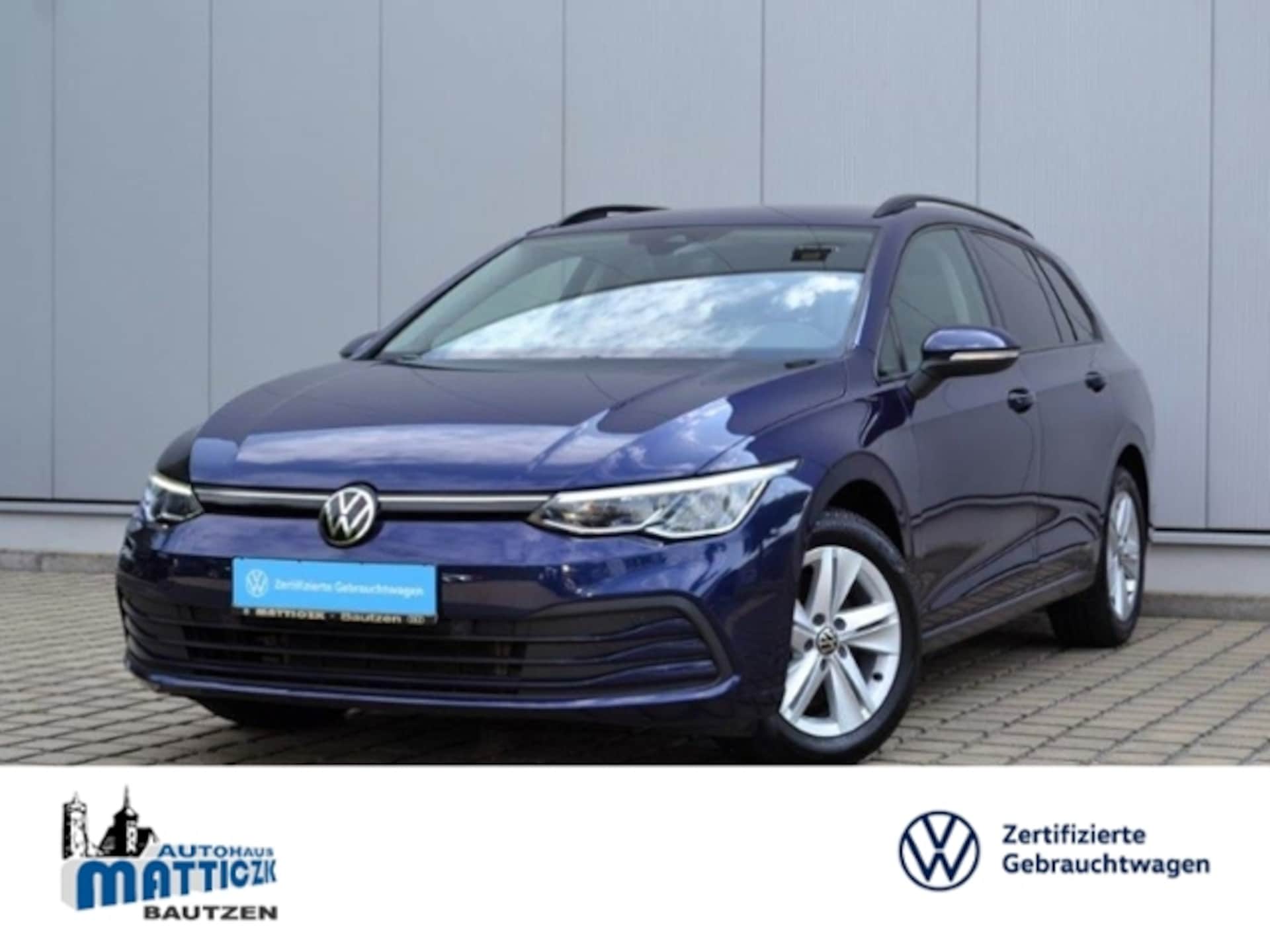 Volkswagen Golf Variant Life