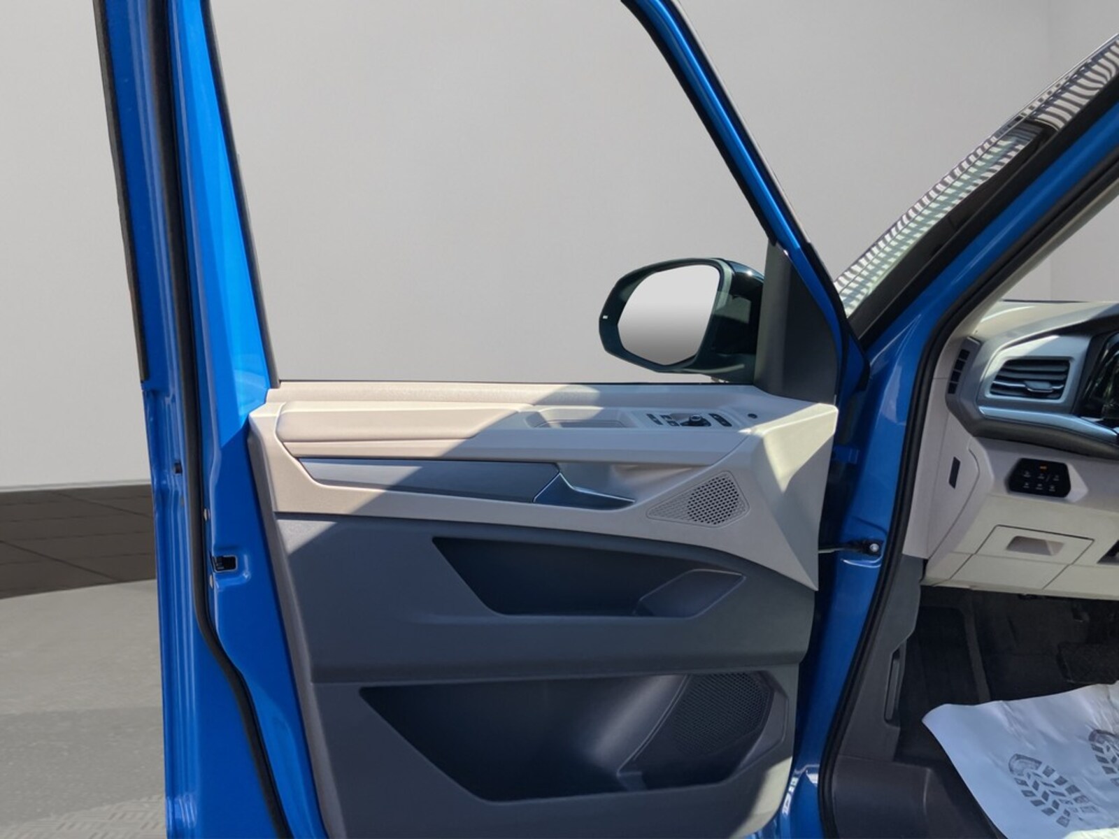Volkswagen Multivan Langversion – Bild 10