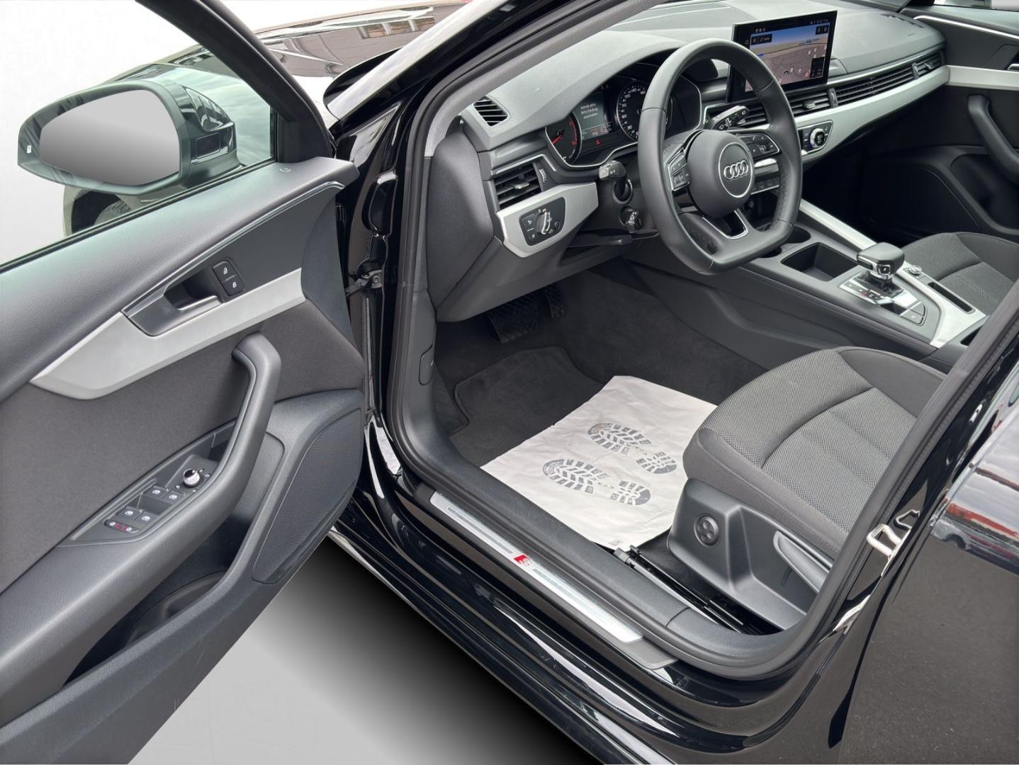 Bild über Audi A4 Avant S line 40 TDI S tronic - für weitere Informationen kontaktieren Sie den Audi Partner