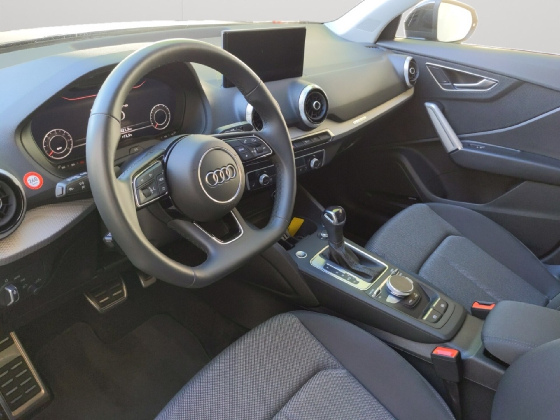 Audi Q2 S line