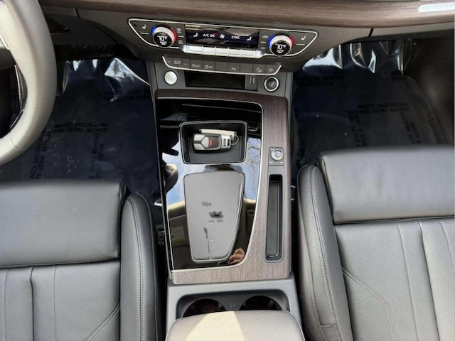 2025 Audi Q5 Premium Plus - Photo 16