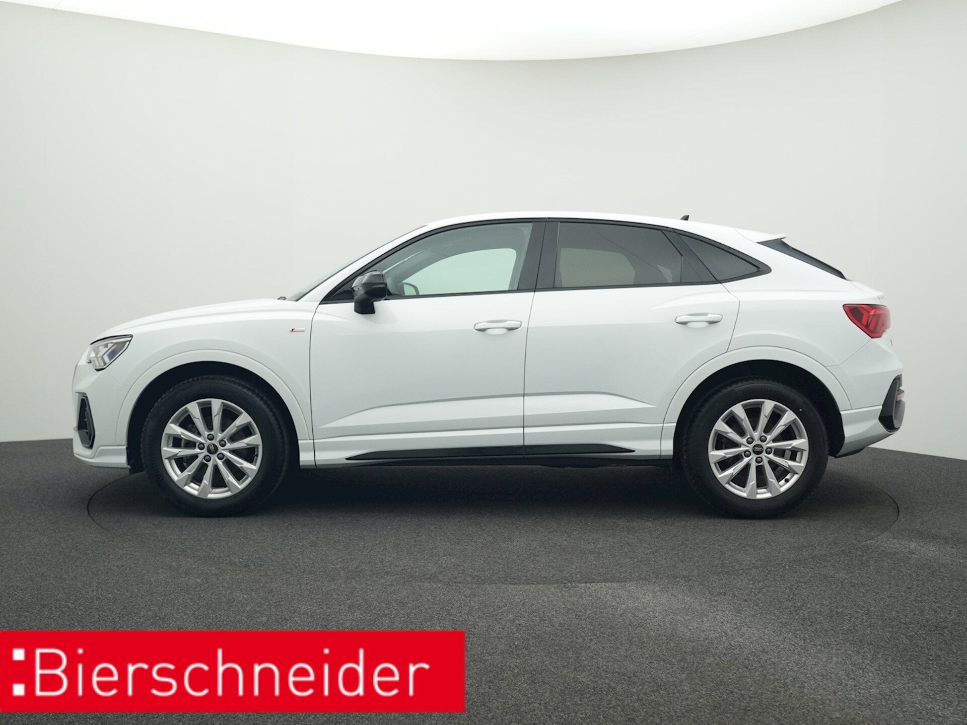 Audi Q3 Sportback S line
