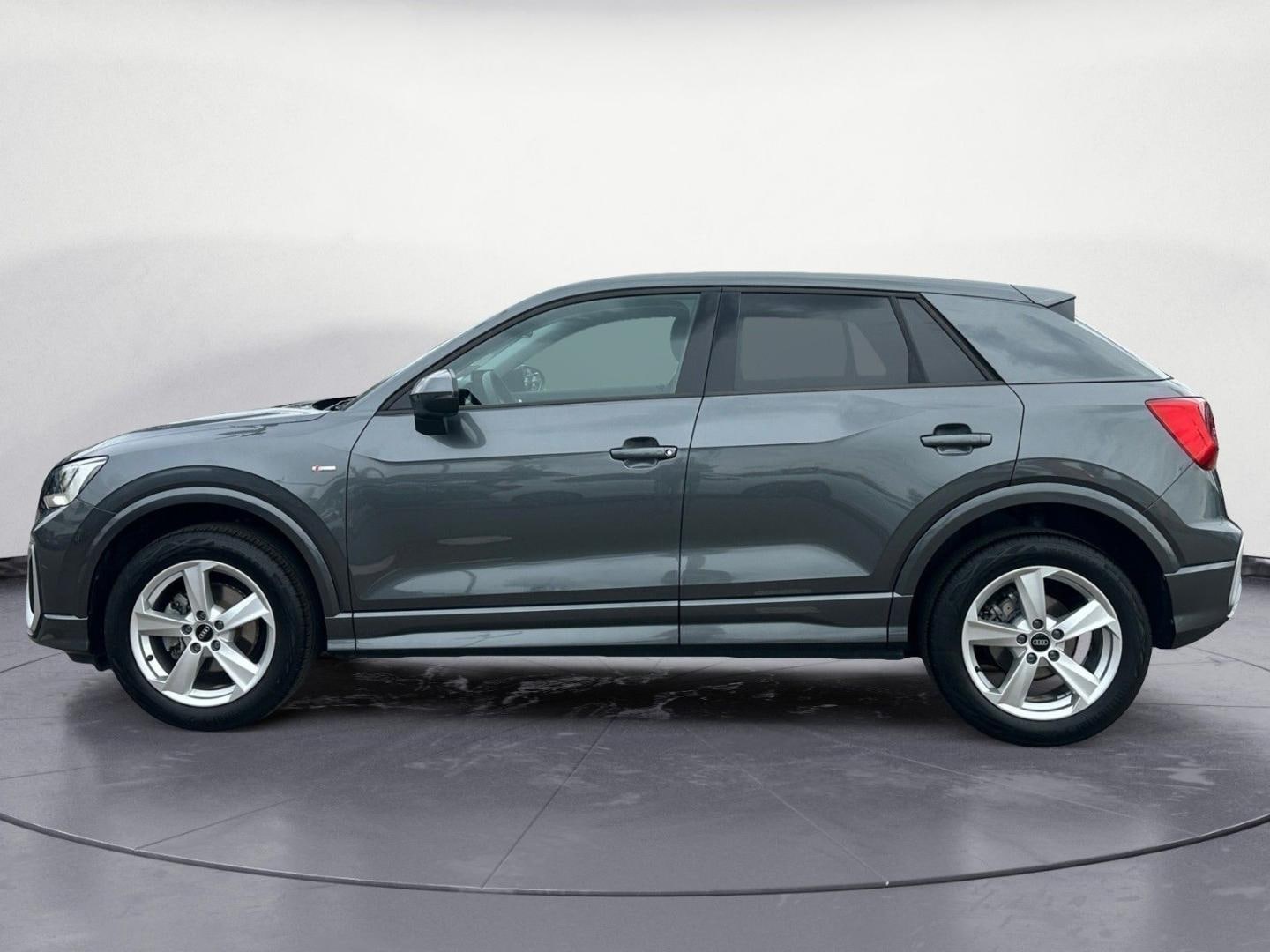 Bild über Audi Q2 S line 30 TFSI Schaltgetriebe - für weitere Informationen kontaktieren Sie den Audi Partner