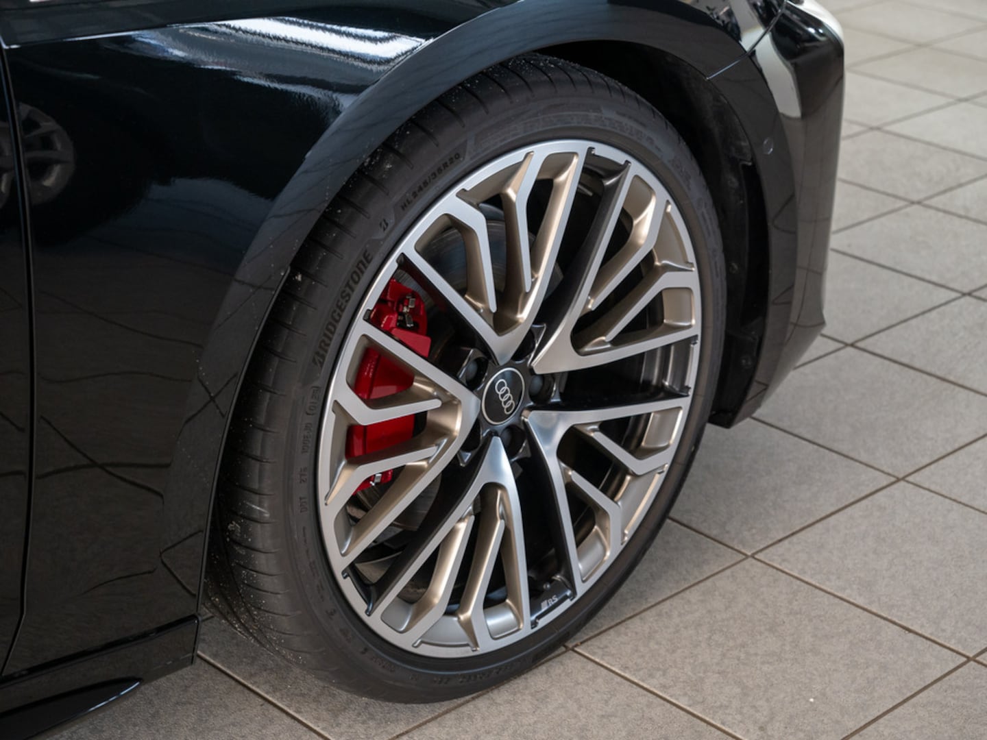 Bild über Audi A5 Avant TDI 150 kW S tronic - für weitere Informationen kontaktieren Sie den Audi Partner