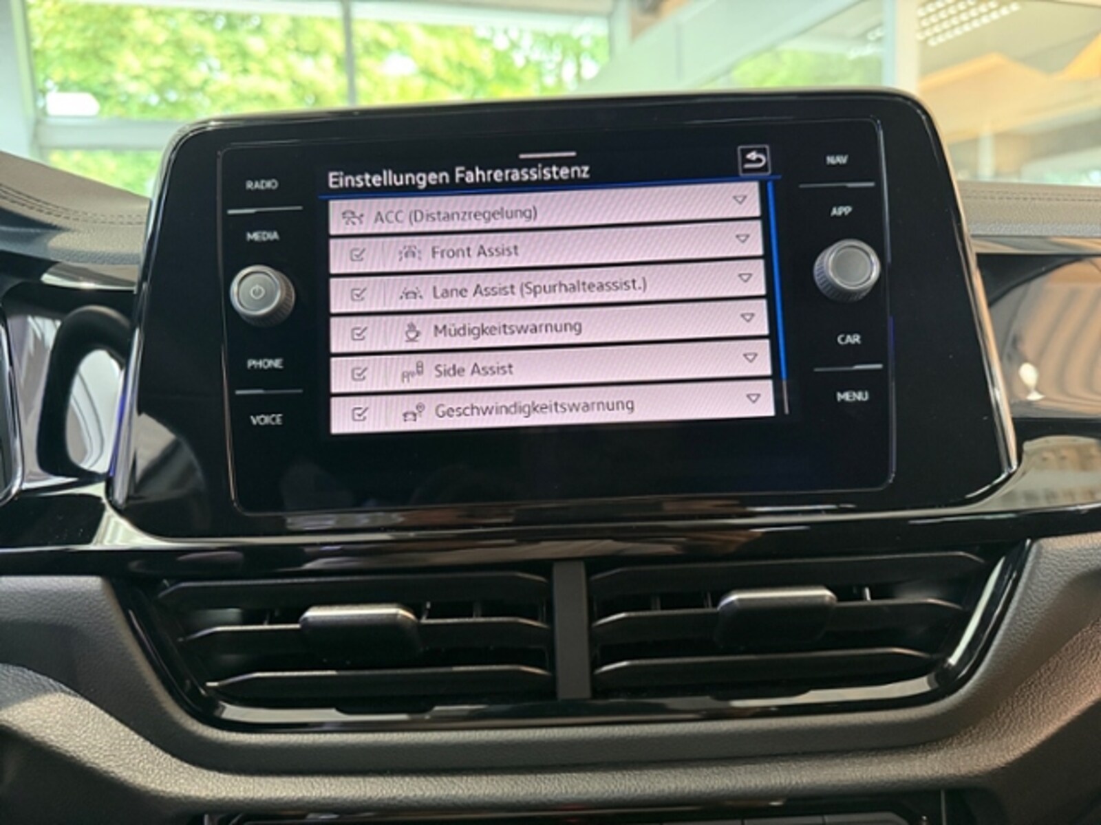 Volkswagen T-Roc – Bild 17
