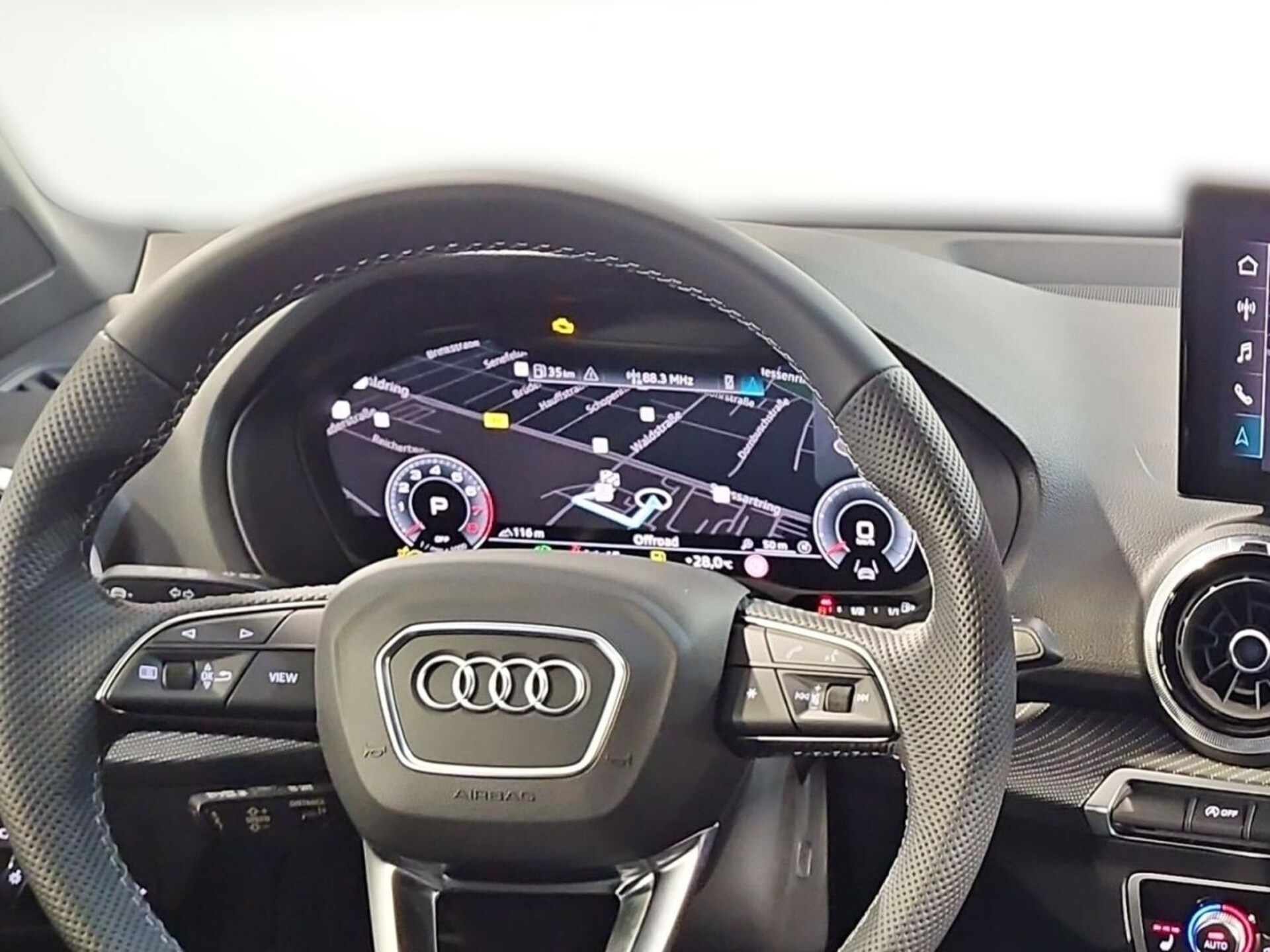 Audi Q2 S line