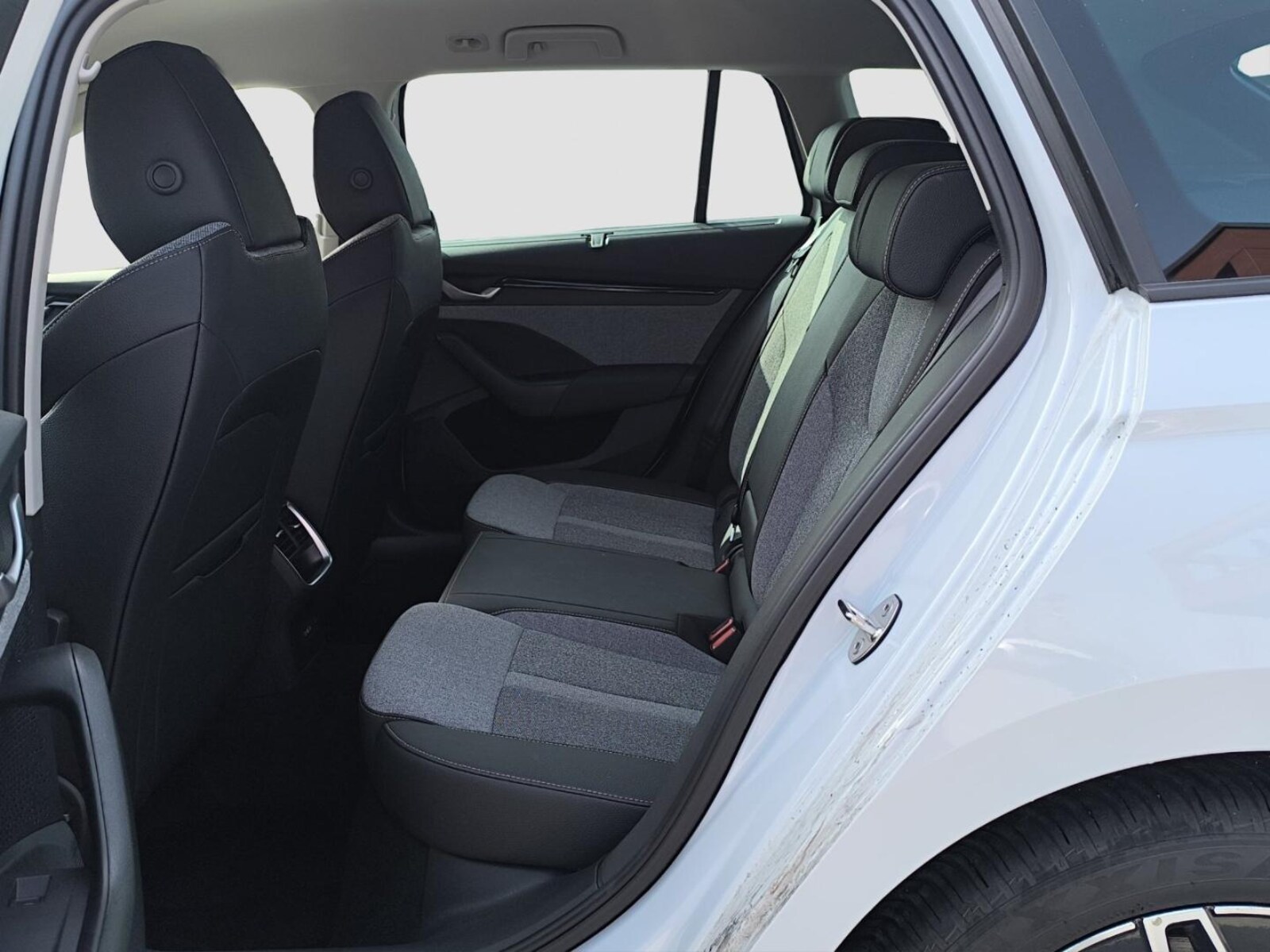 Škoda Octavia Combi – Bild 17