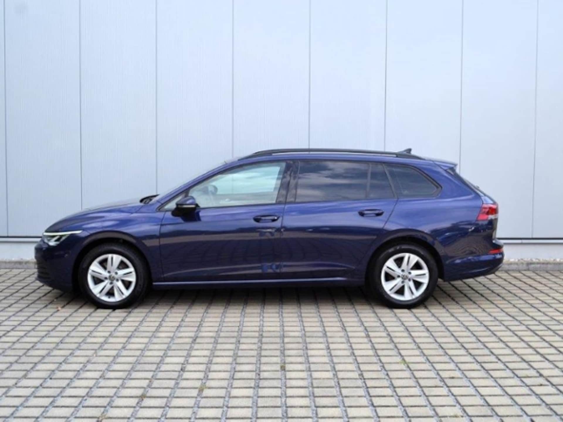 Volkswagen Golf Variant Life