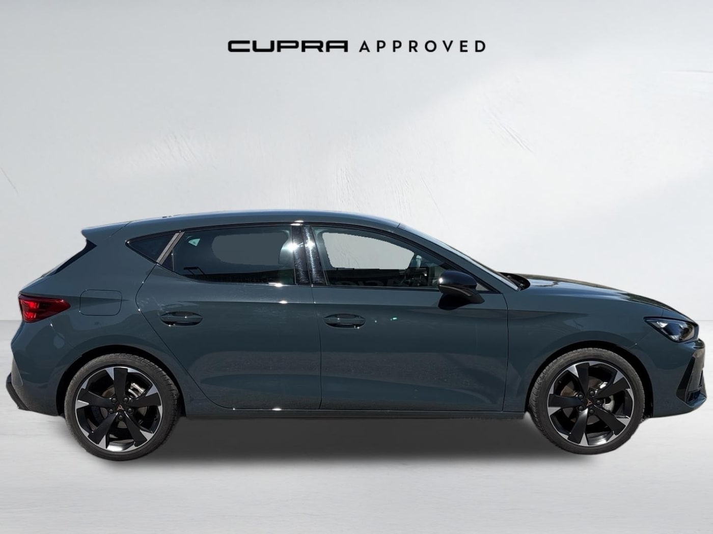 CUPRA Leon León 1.5 eTSI DSG 110 kW (150 CV) — photo 4