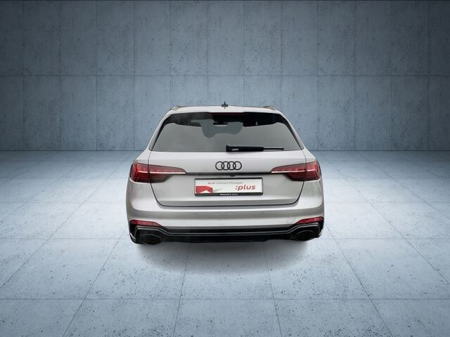Image about Audi RS 4 Avant TFSI quattro tiptronic