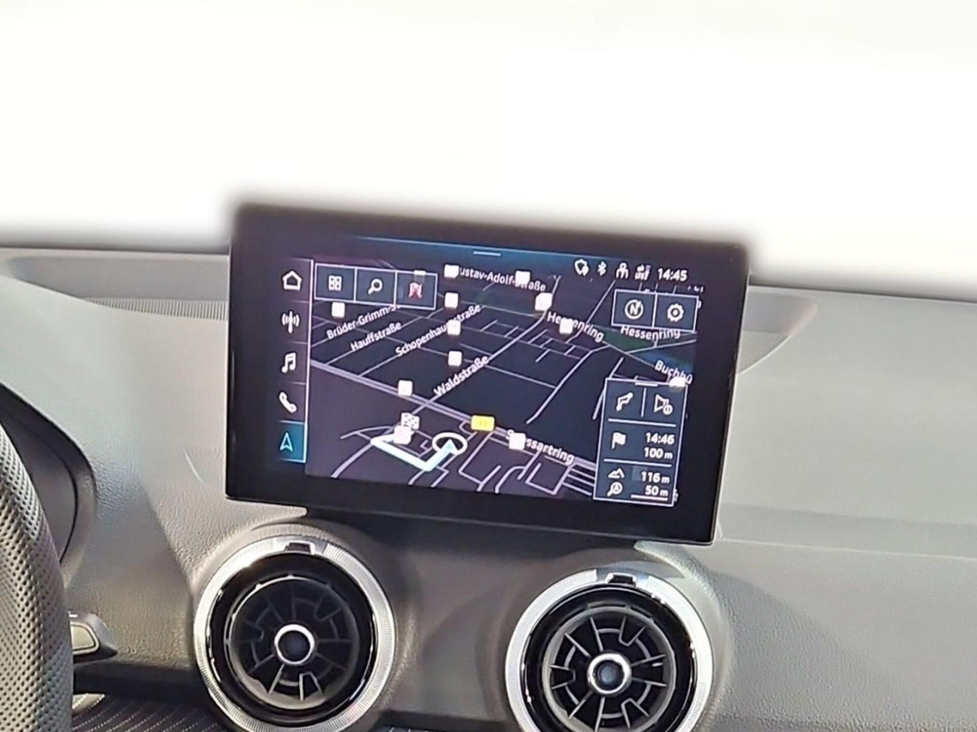 Audi Q2 S line
