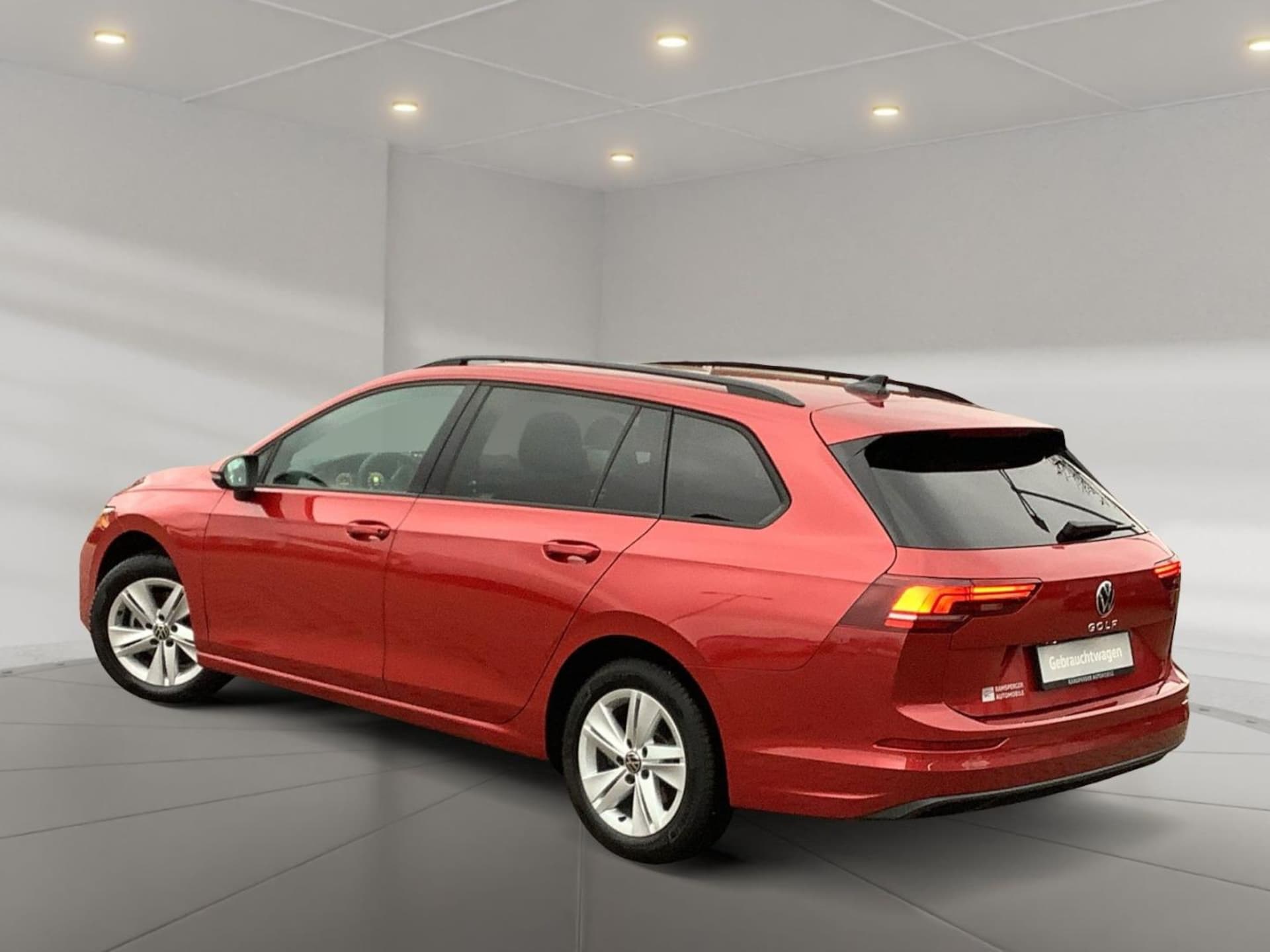 Volkswagen Golf Variant Life