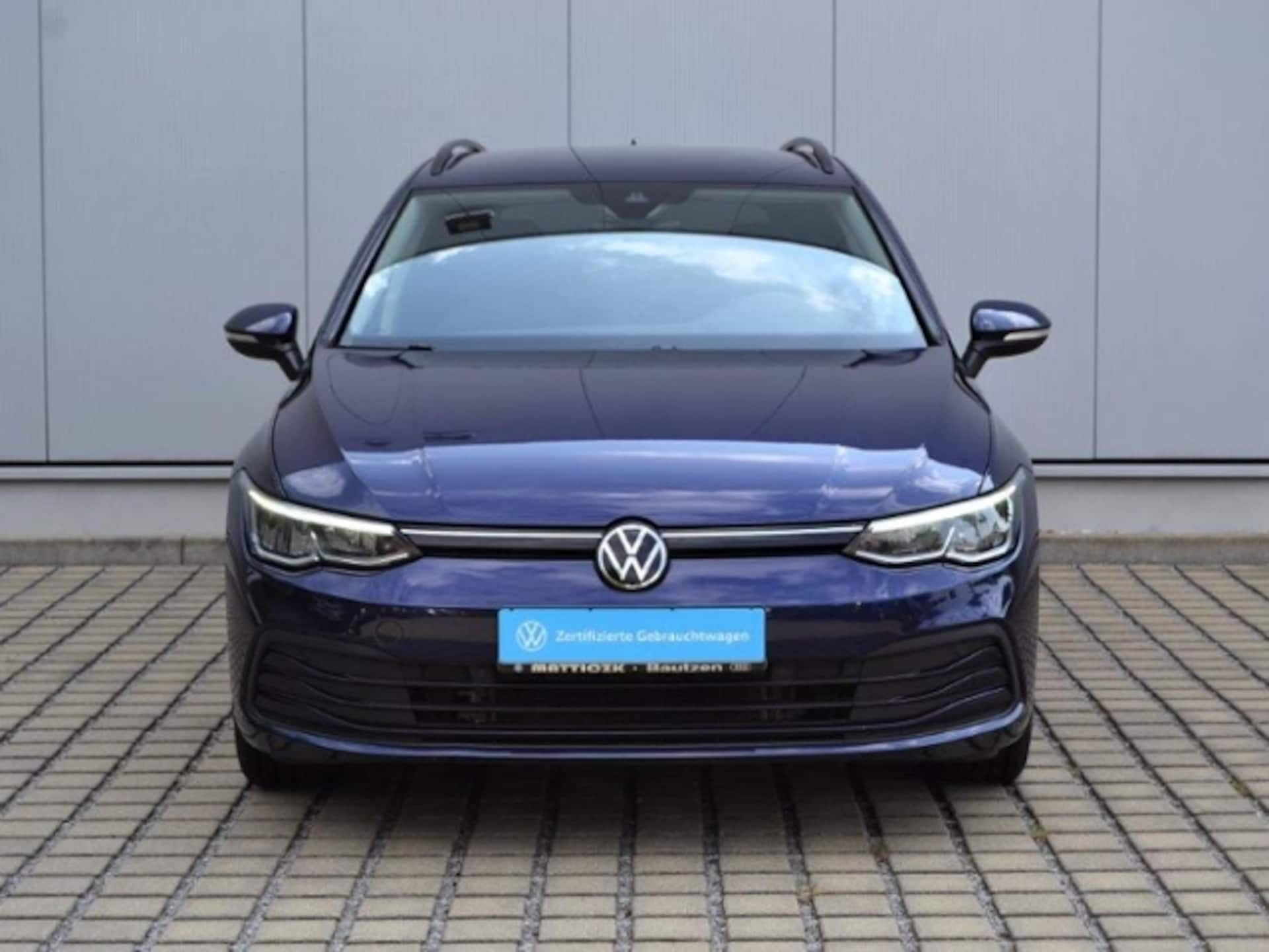 Volkswagen Golf Variant Life