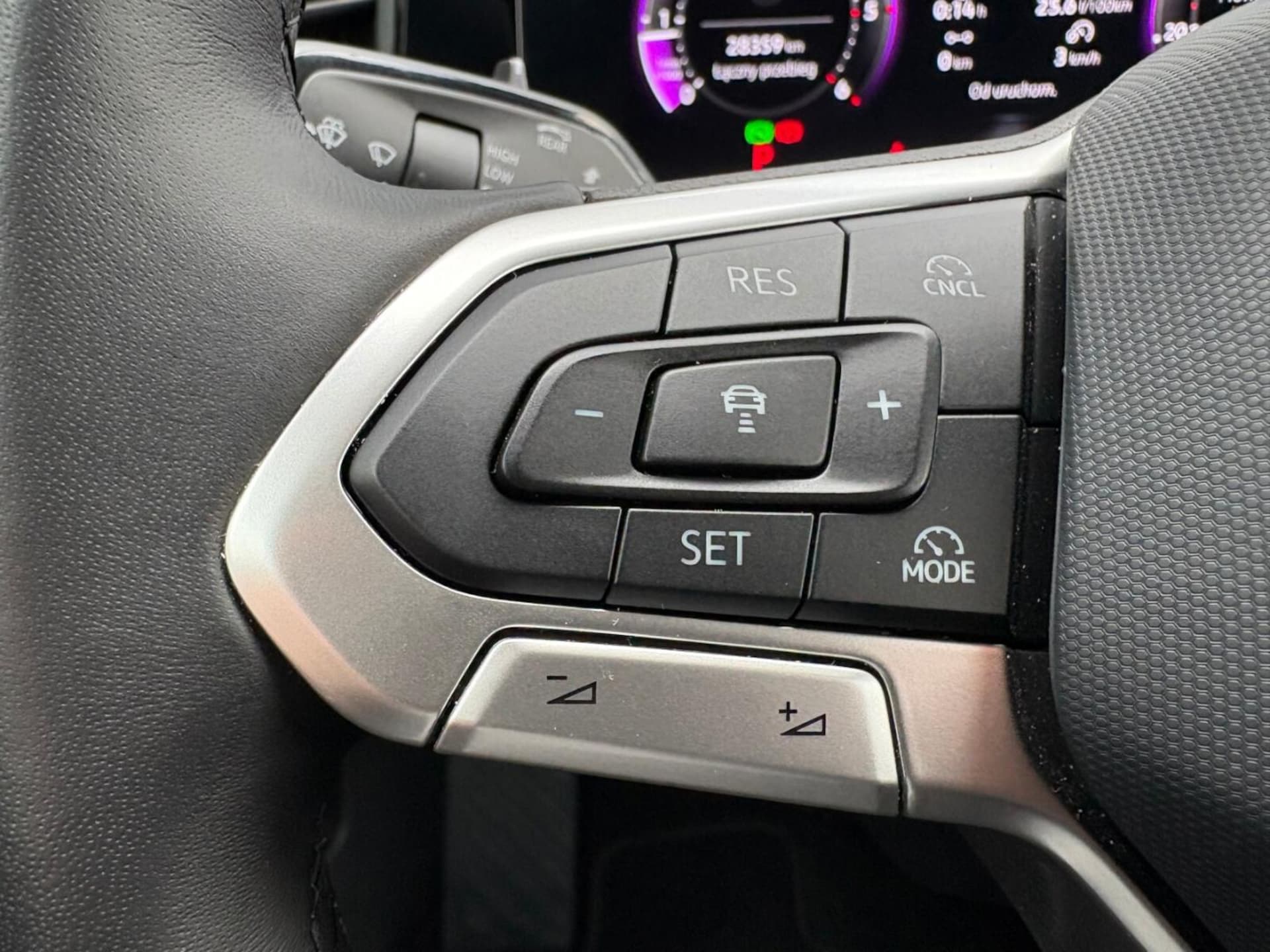 Volkswagen Passat Elegance