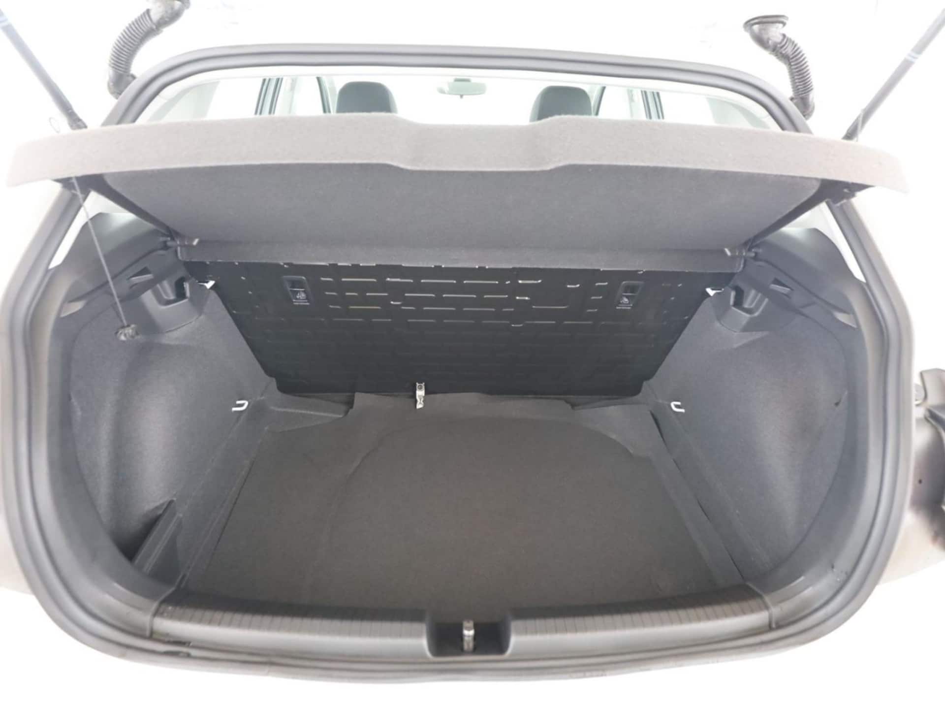 Volkswagen Polo Basis-Modell