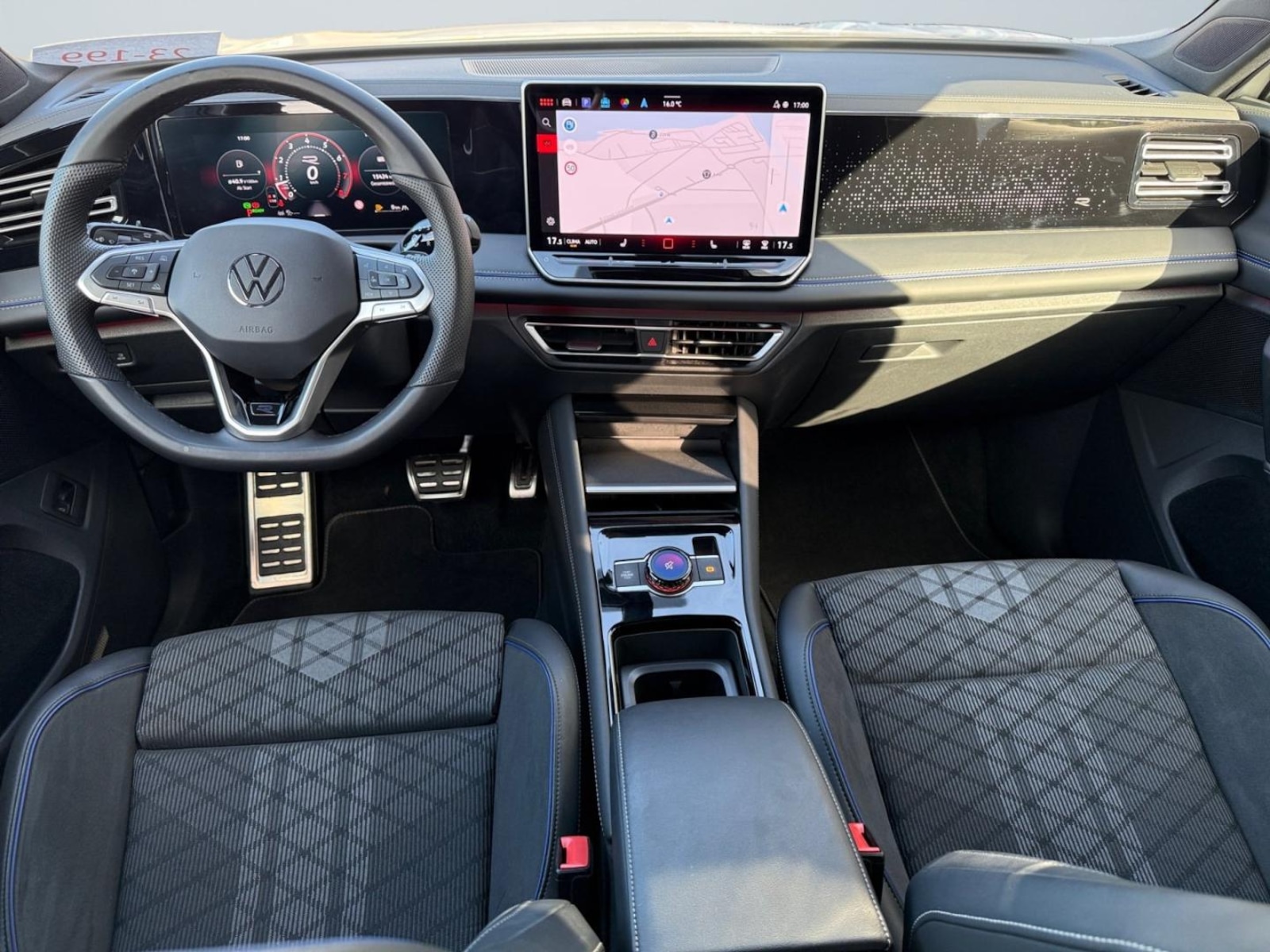 Volkswagen Tiguan – Bild 8