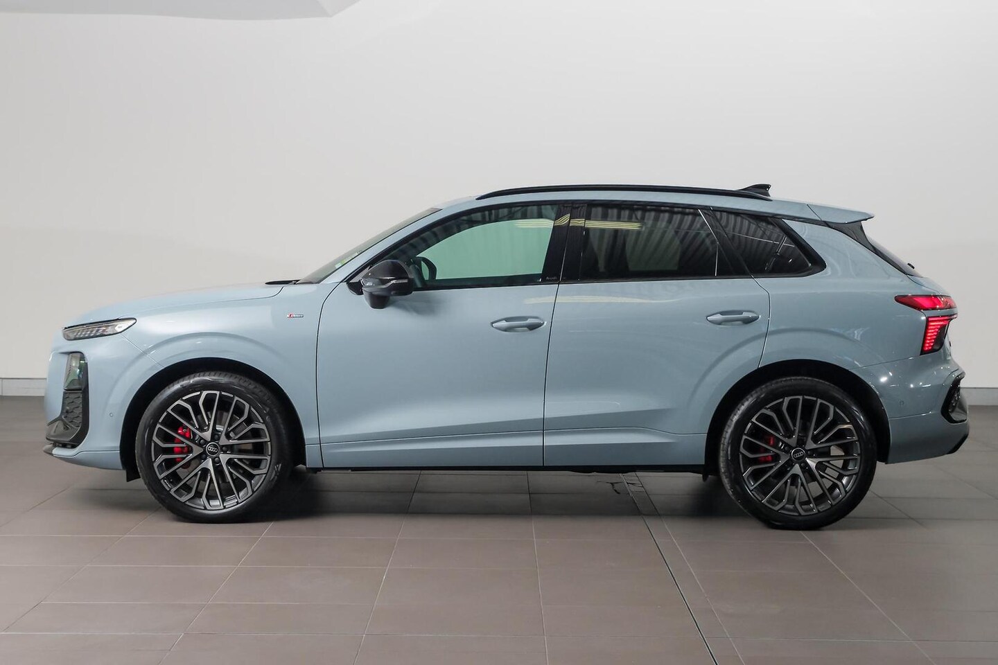 Image about Audi Q3 SUV TFSI quattro 195 kW