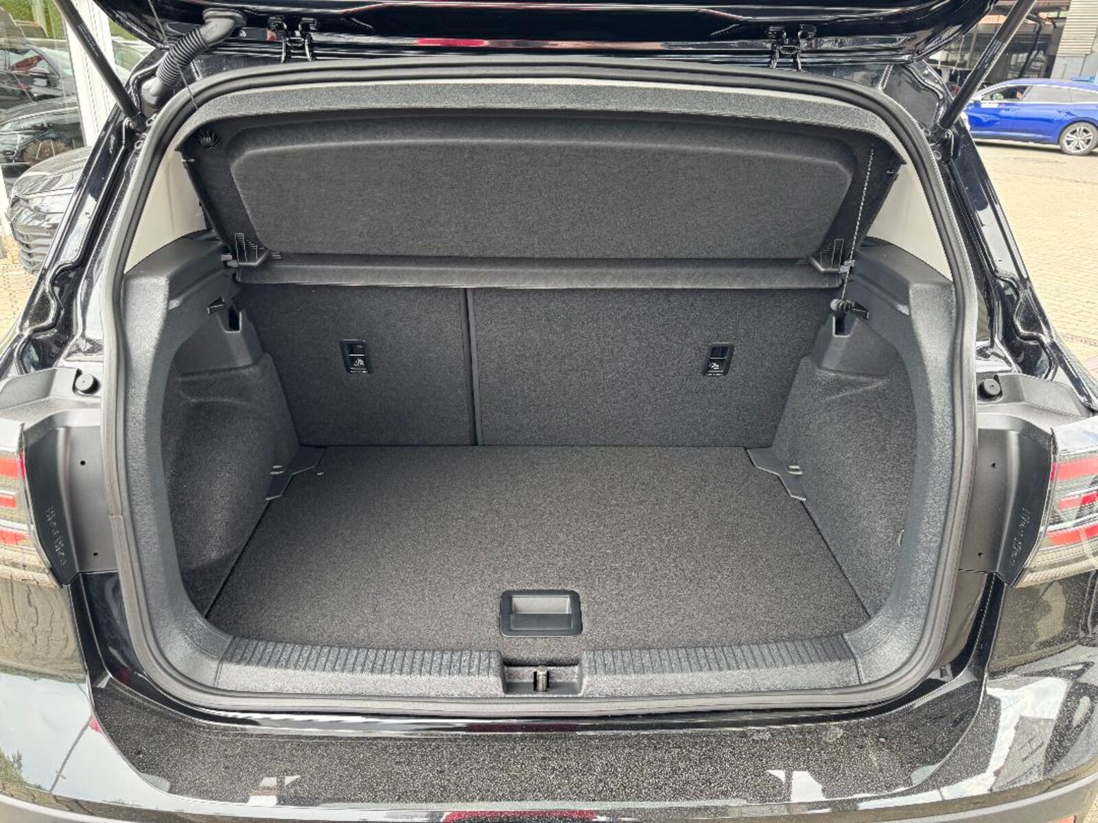 Volkswagen T-Cross – Bild 10