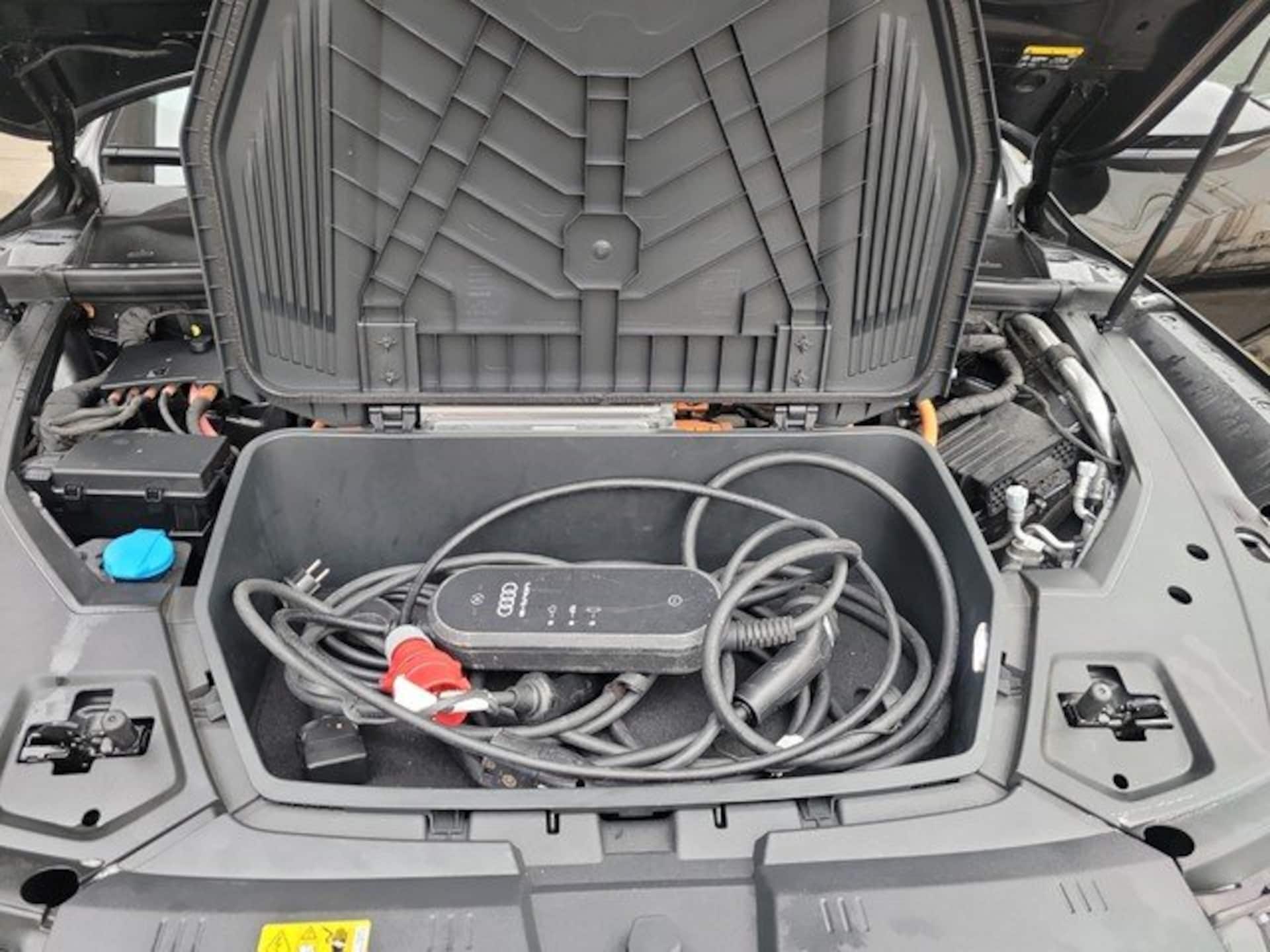 Audi e-tron Sportback S line