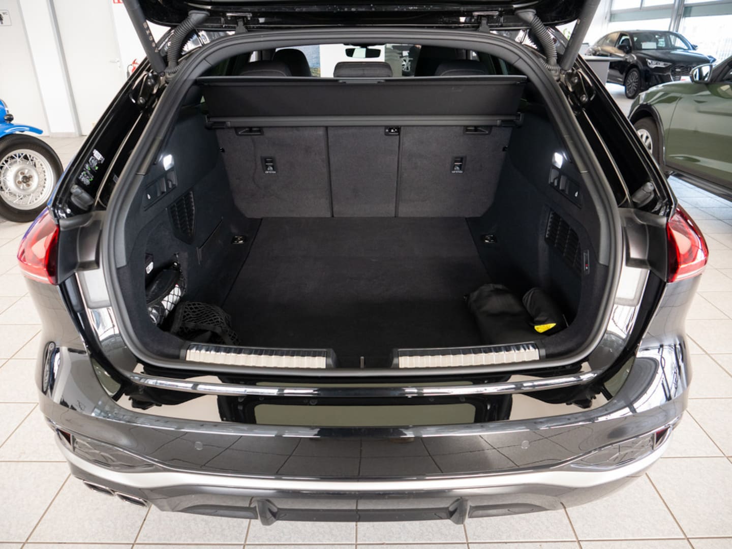 Bild über Audi A5 Avant TDI 150 kW S tronic - für weitere Informationen kontaktieren Sie den Audi Partner