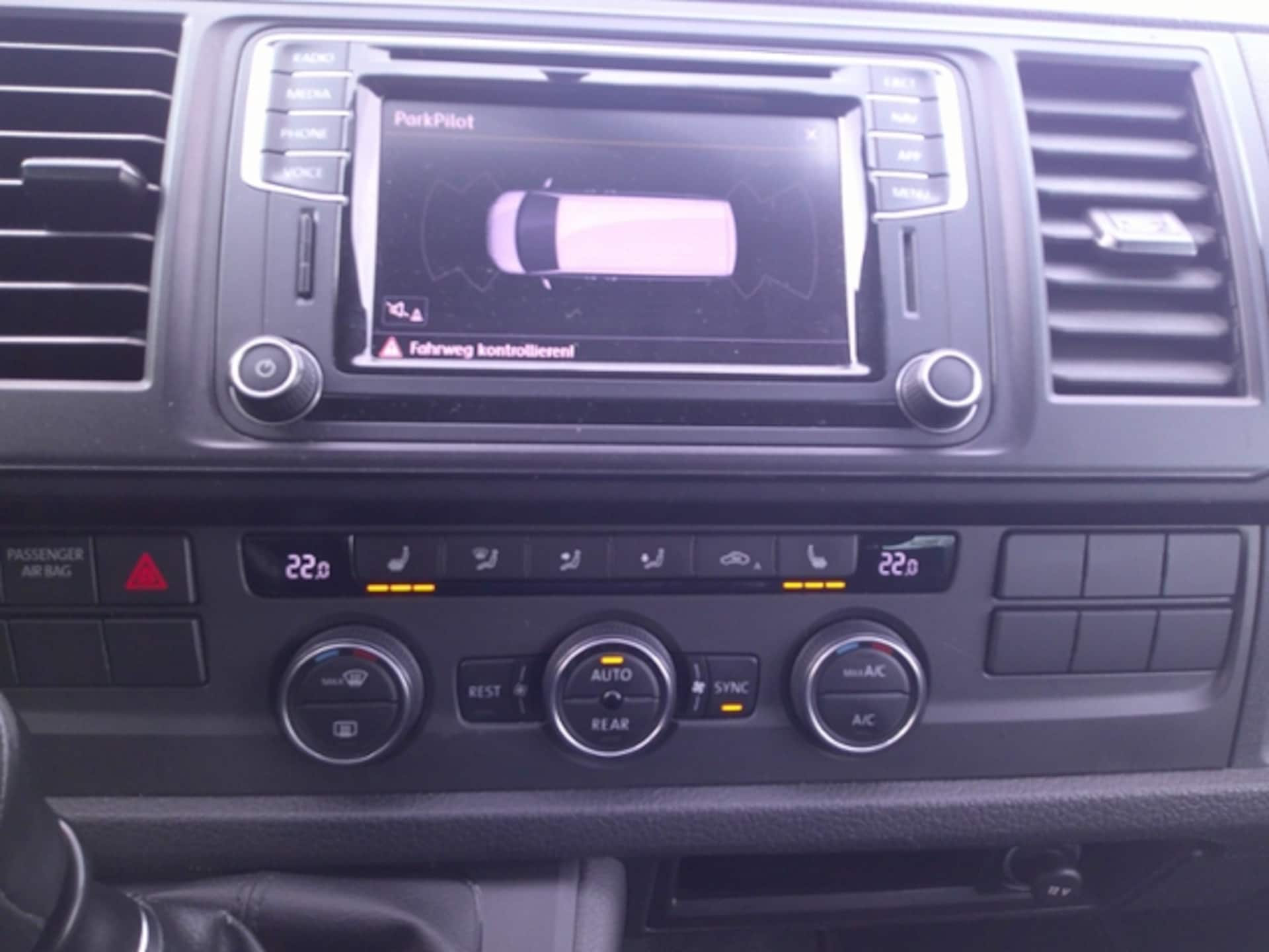Volkswagen T6 Caravelle Comfortline