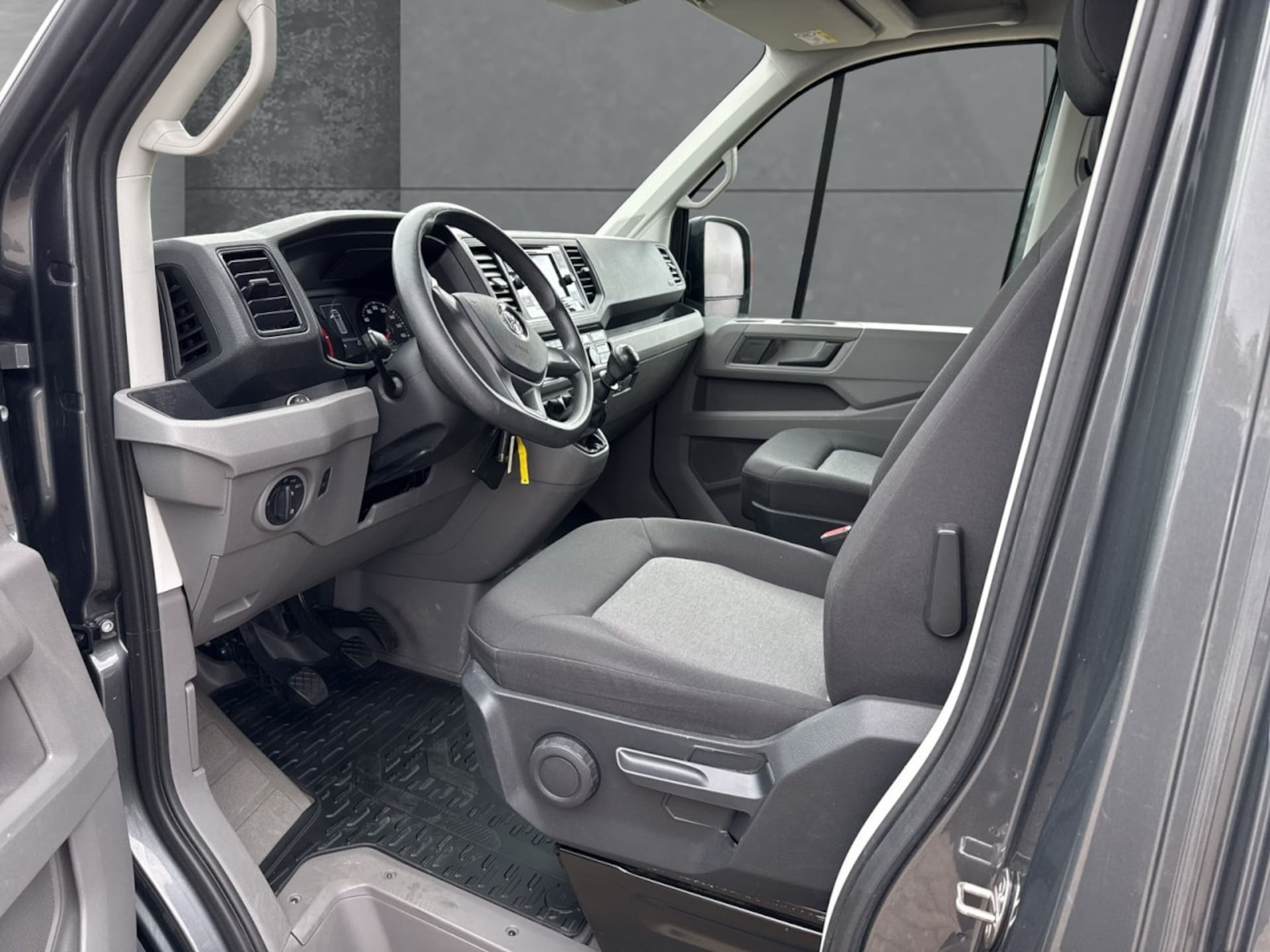 Volkswagen Crafter Kasten mittlerer Radstand