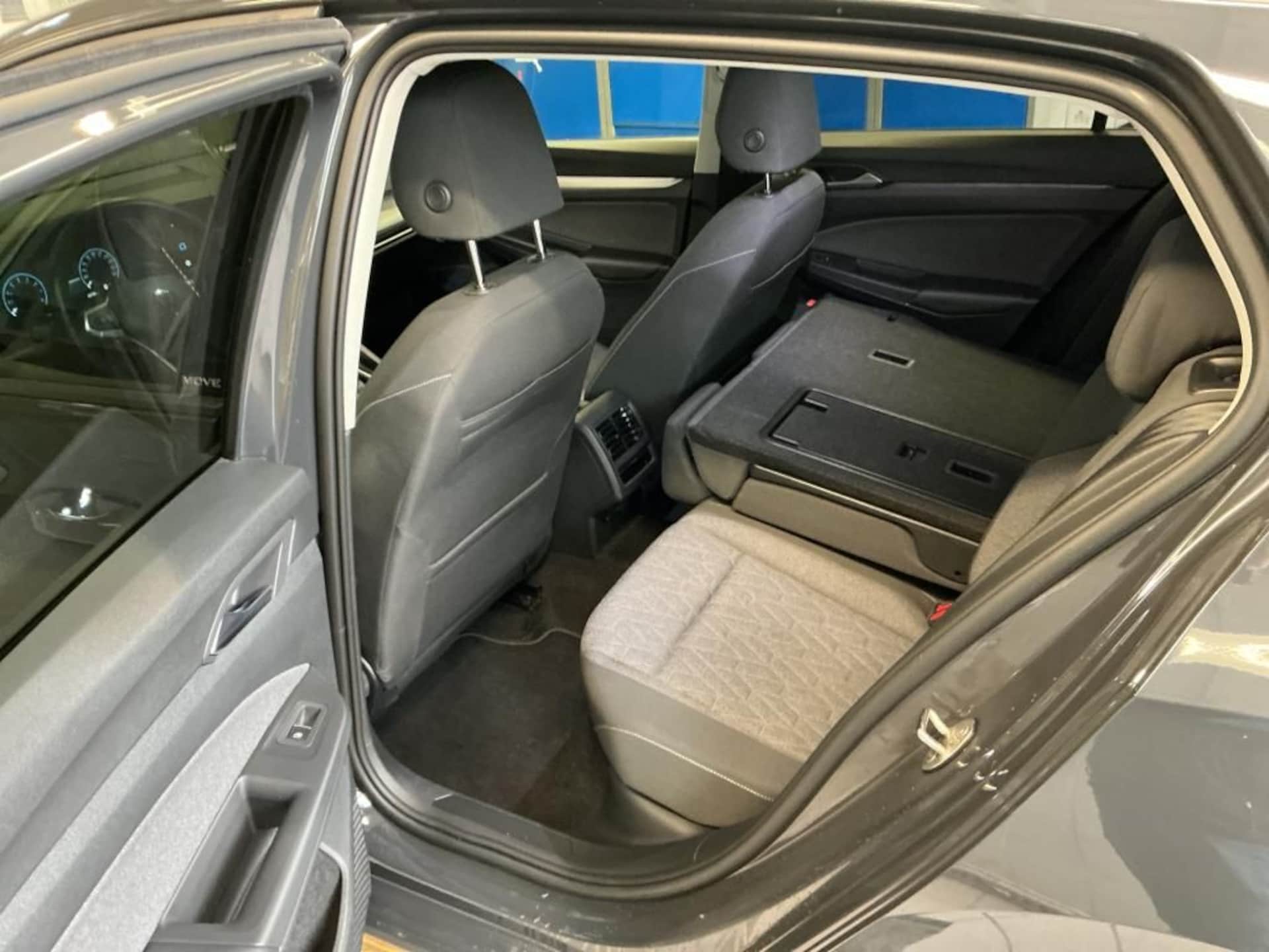 Volkswagen Golf MOVE