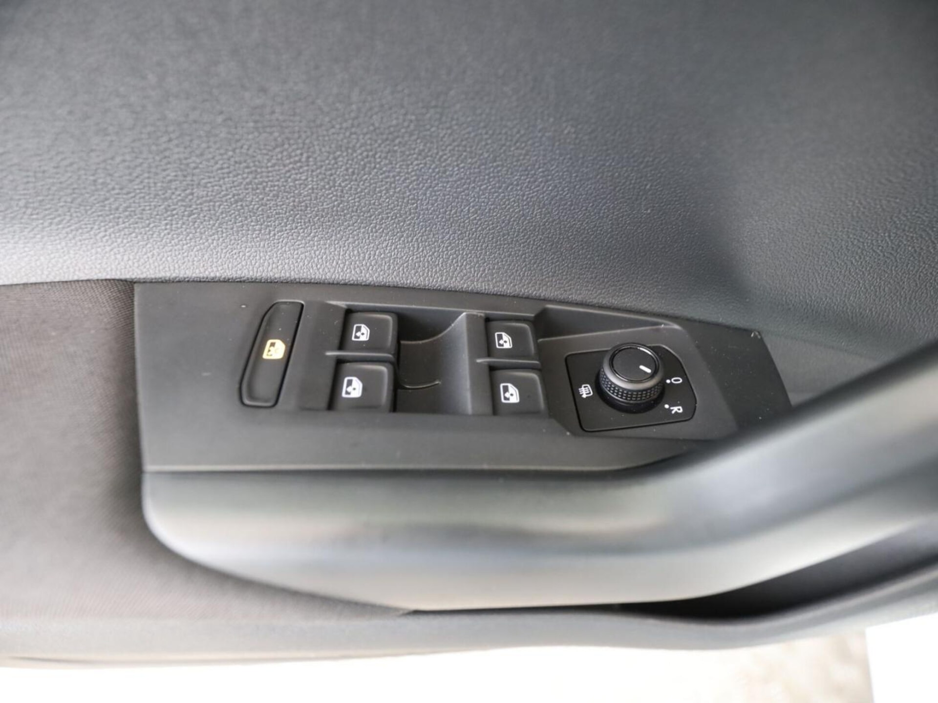 Volkswagen Polo Basis-Modell