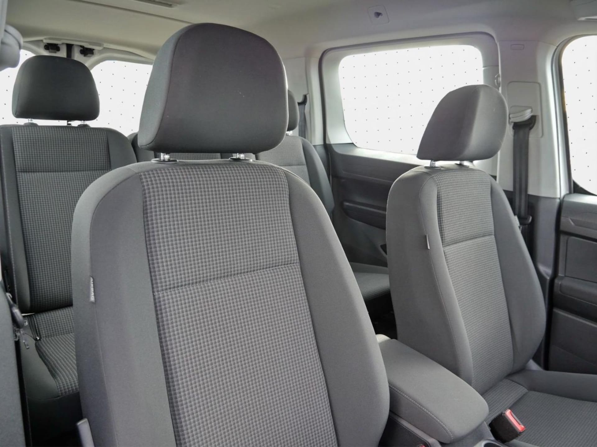 Volkswagen Caddy Maxi Basis-Modell