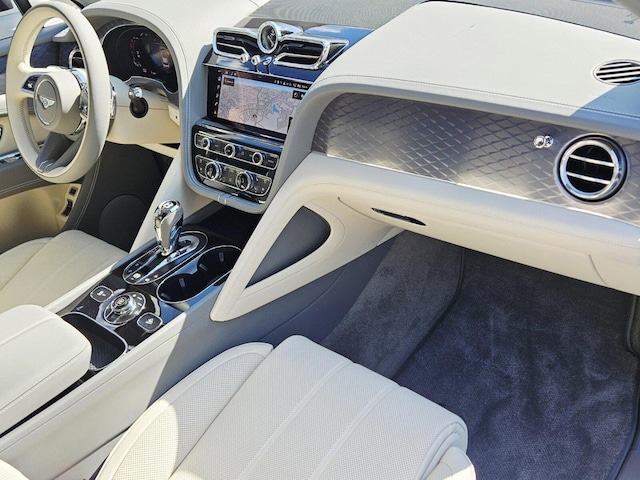 2025 Bentley Bentayga