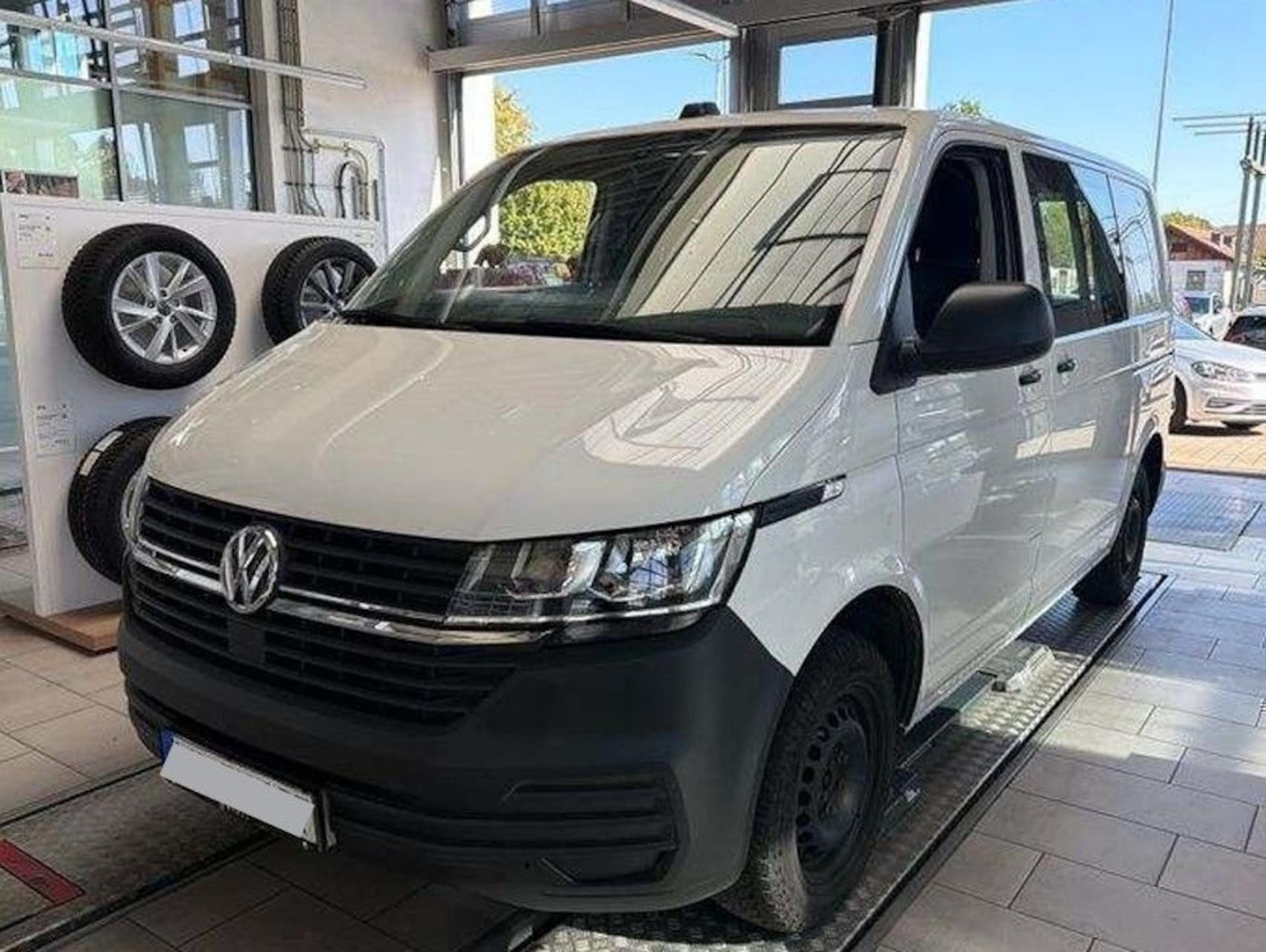Volkswagen T6.1 Transporter Kasten kurzer Radstand