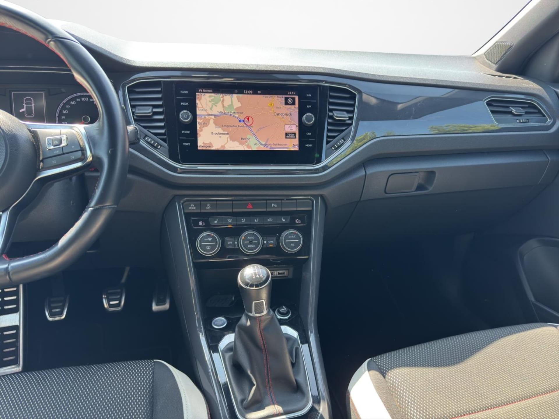 Volkswagen T-Roc Sport