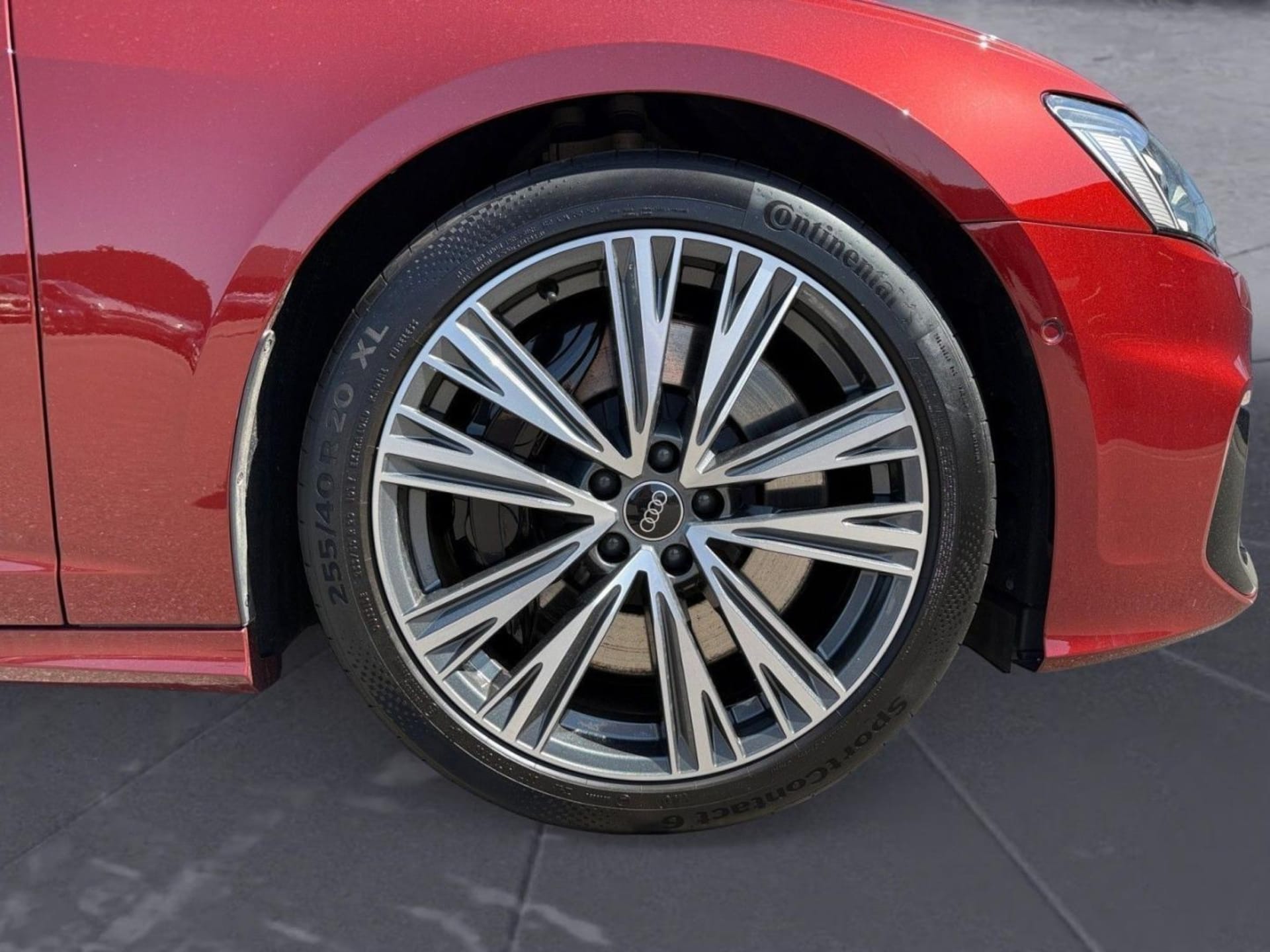 Audi S6 Avant