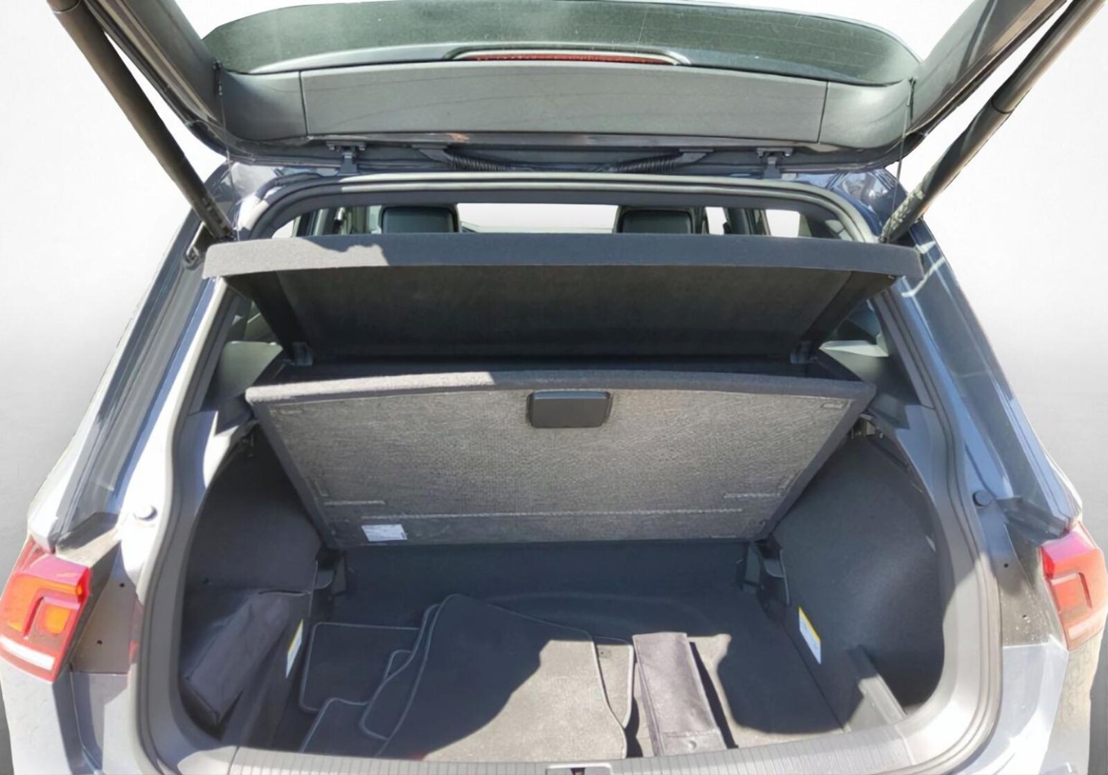 Volkswagen Tiguan – Bild 4