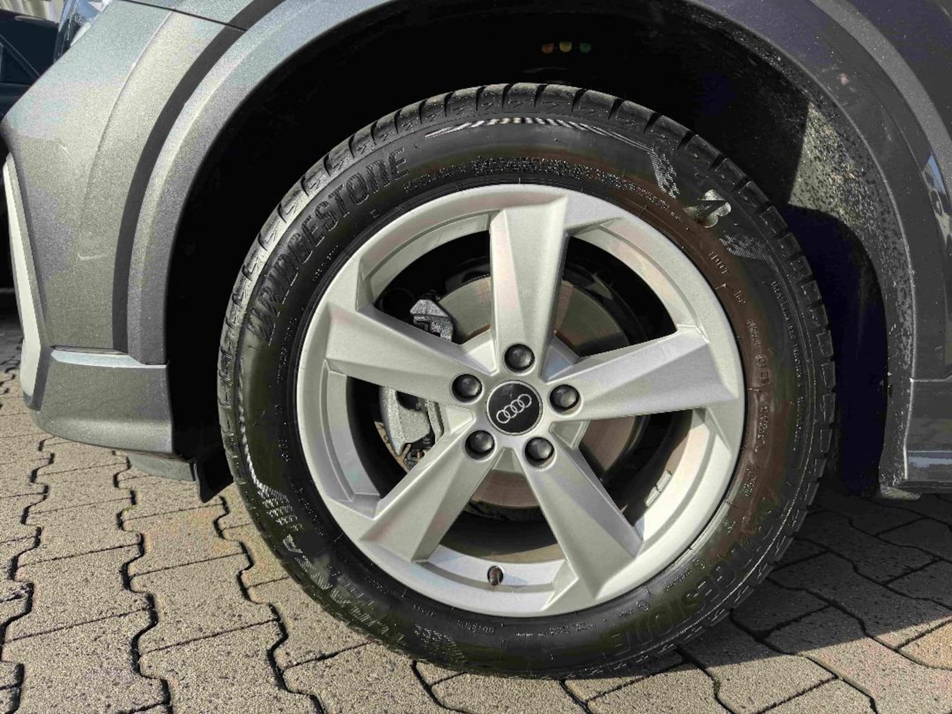 Audi Q2 S line